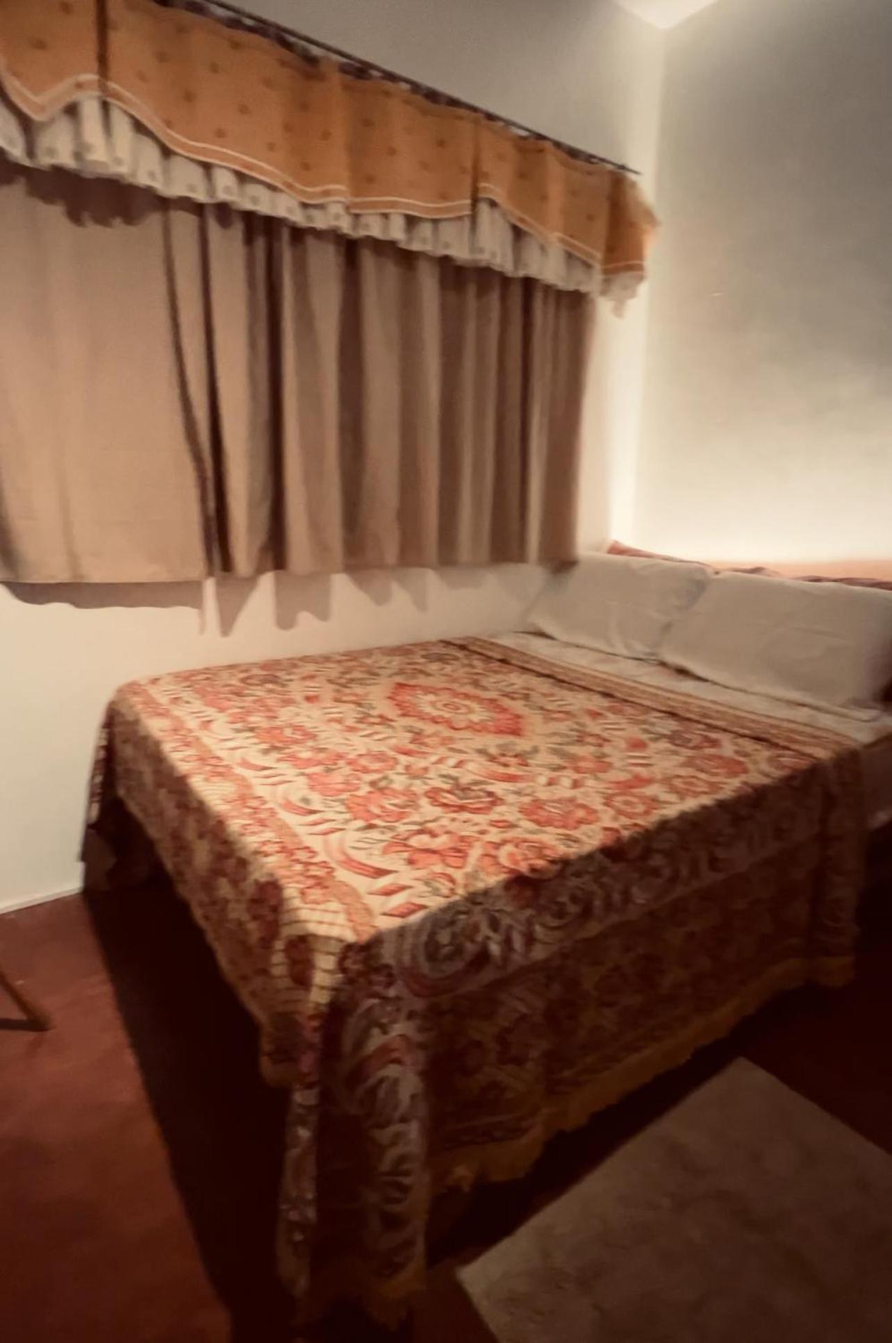 Deluxe King Room photo 3