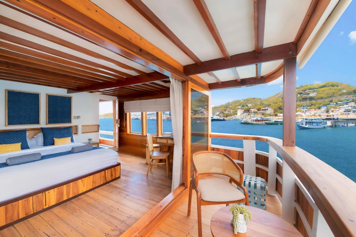 Deluxe Double Room With Balcony And Sea View photo 1