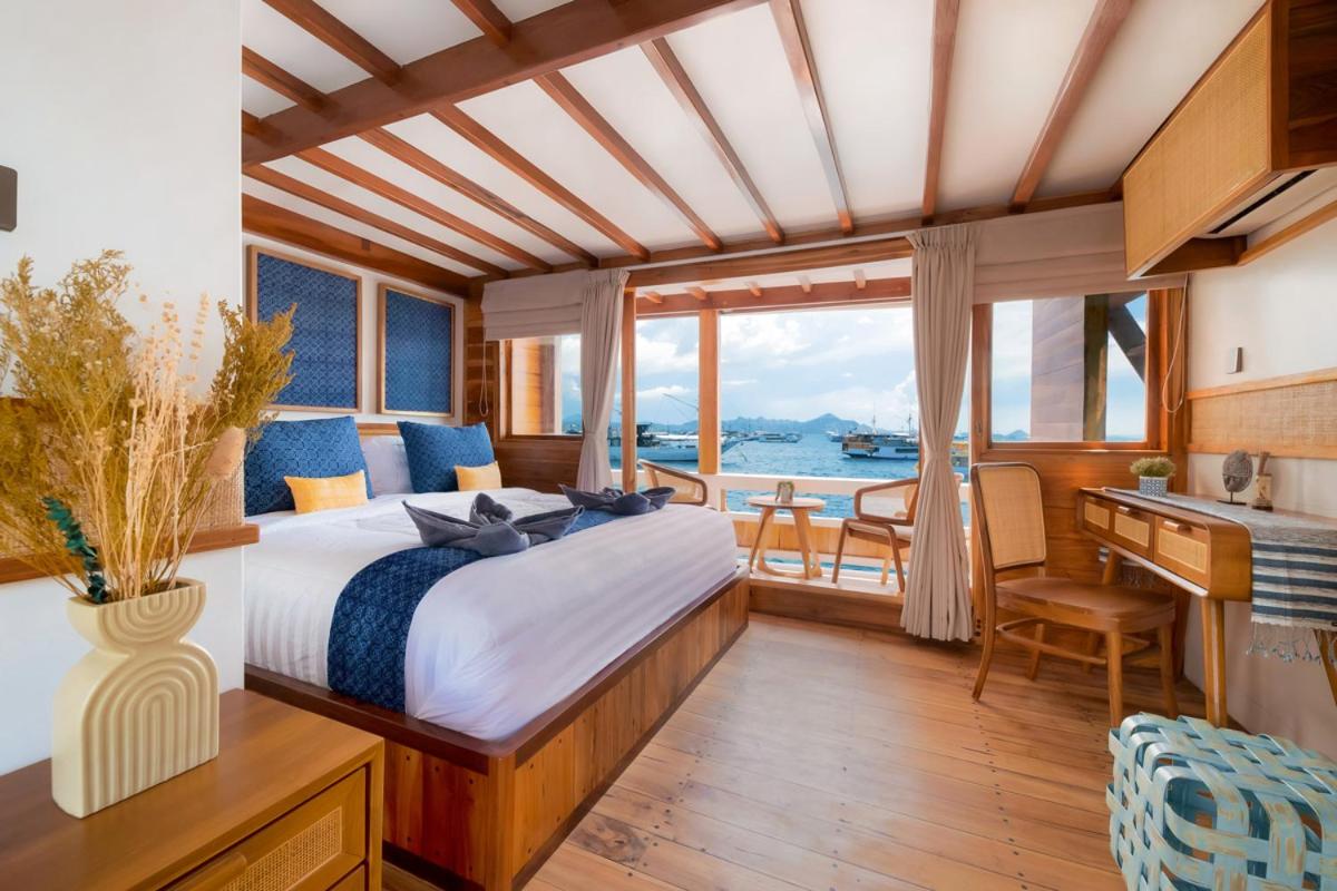Deluxe Double Room With Balcony And Sea View photo 1