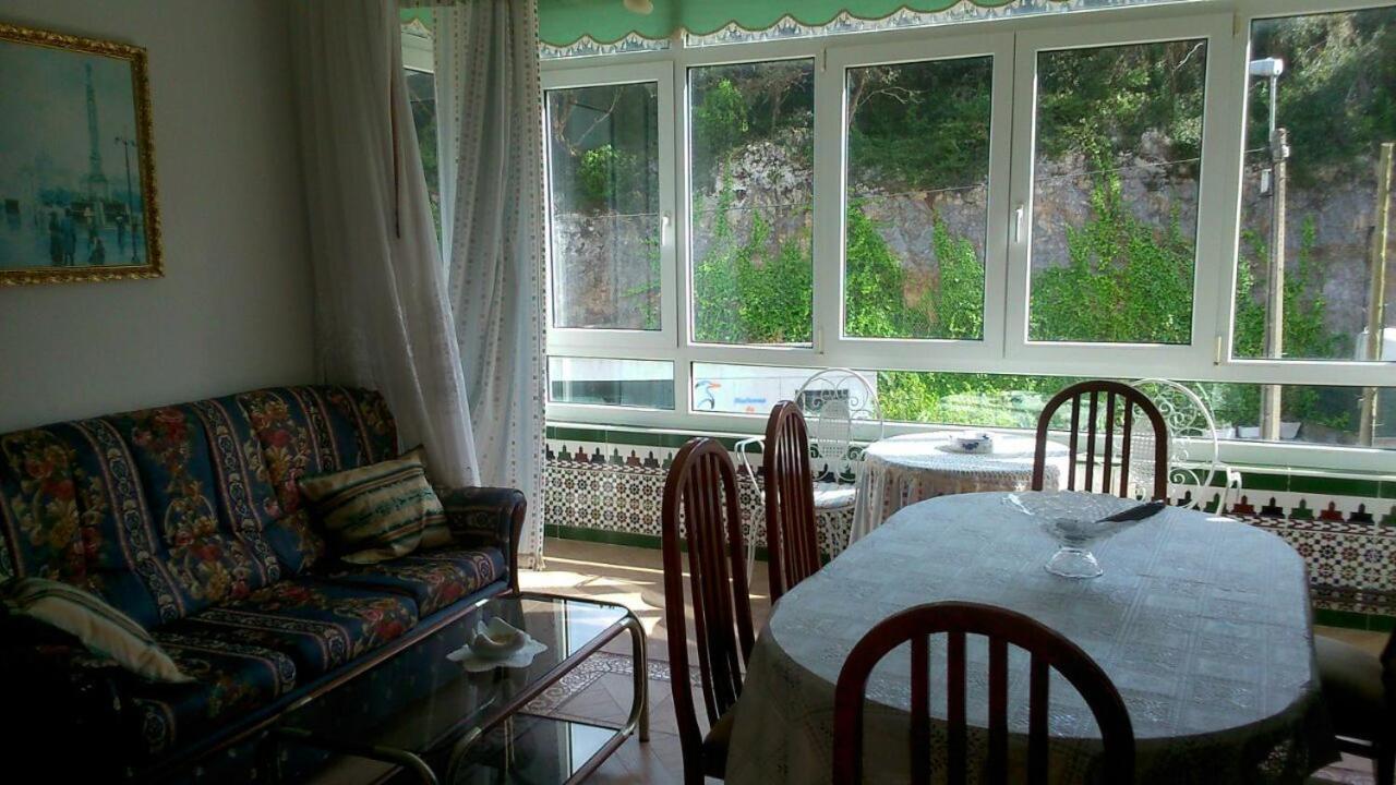 Four-Bedroom House photo 3