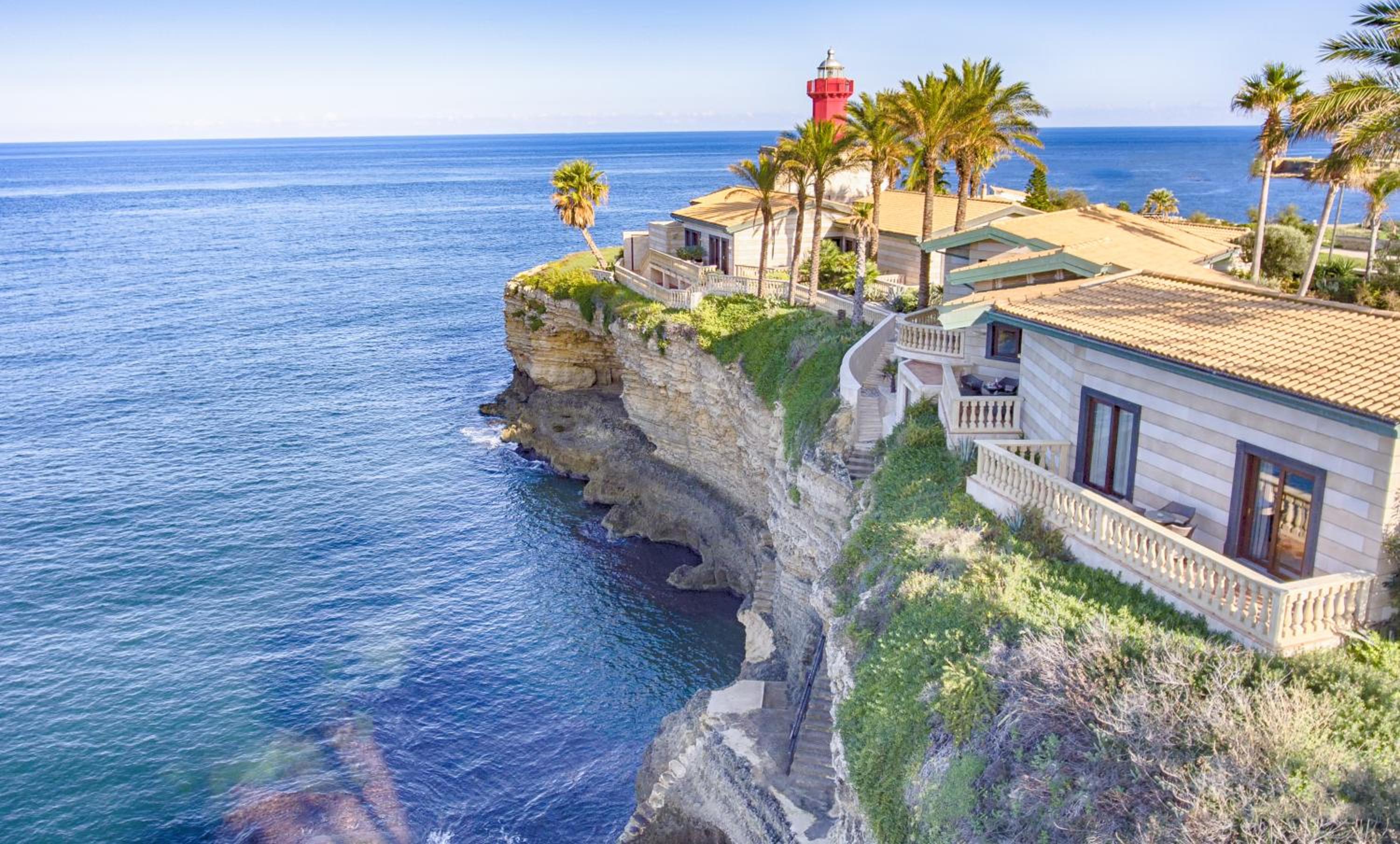 Suite with Sea View - Photo 3