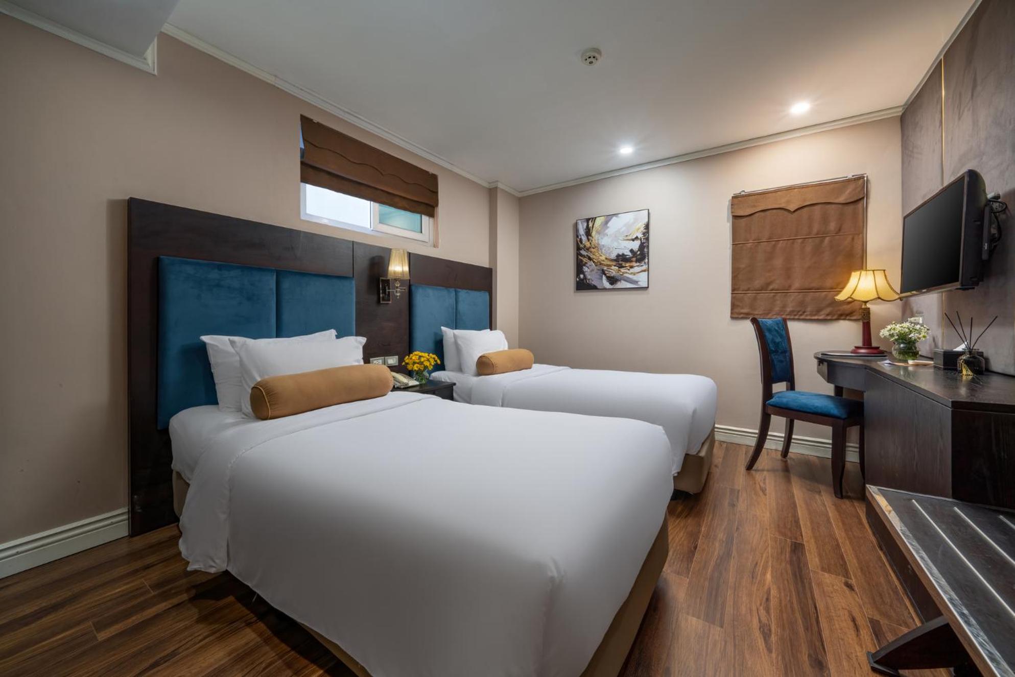 Deluxe Double Or Twin Room photo 2