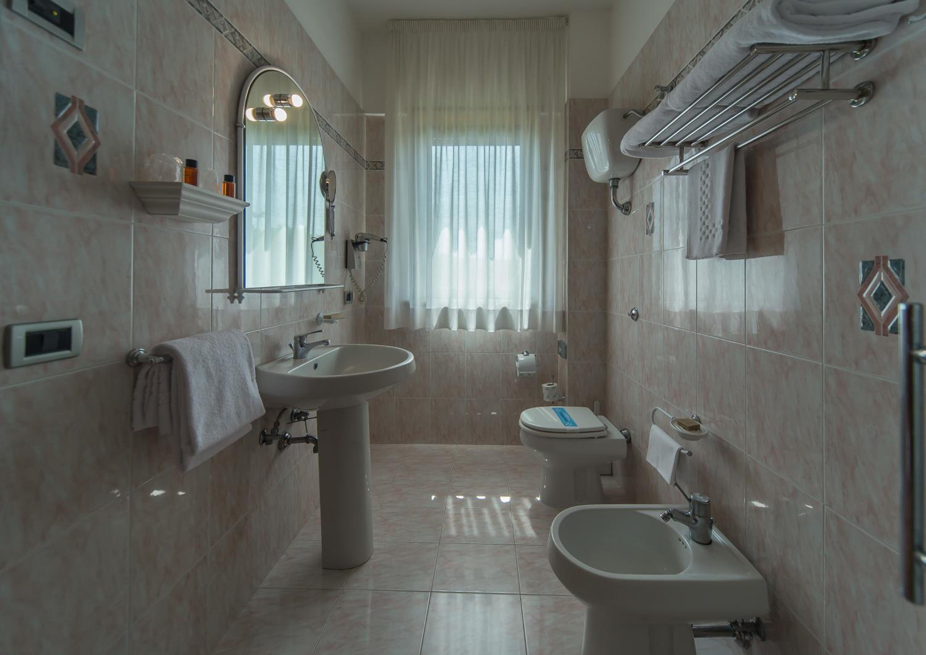 Triple Room - Photo 4