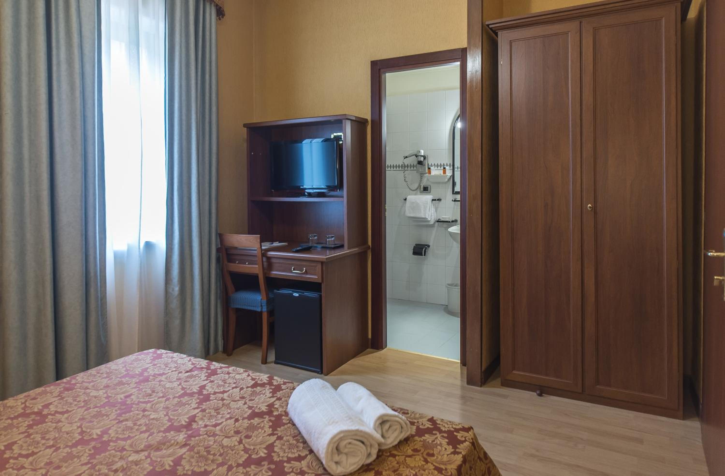 Economy Double or Twin Room - Photo 2
