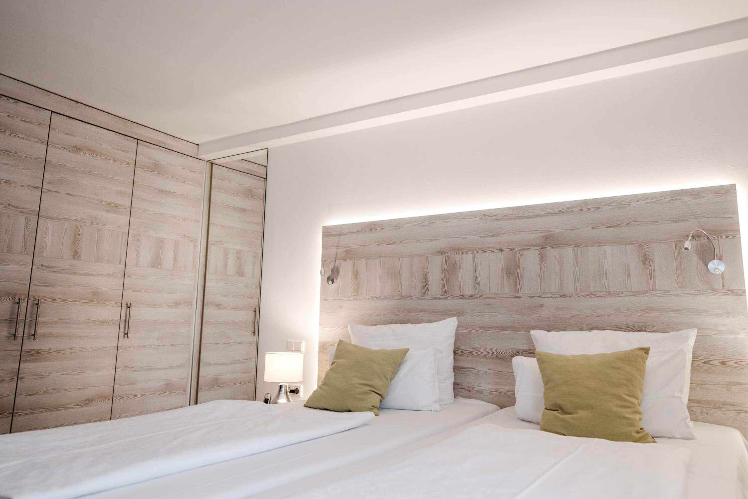Superior Double Room with Inner Courtyard View - Photo 7