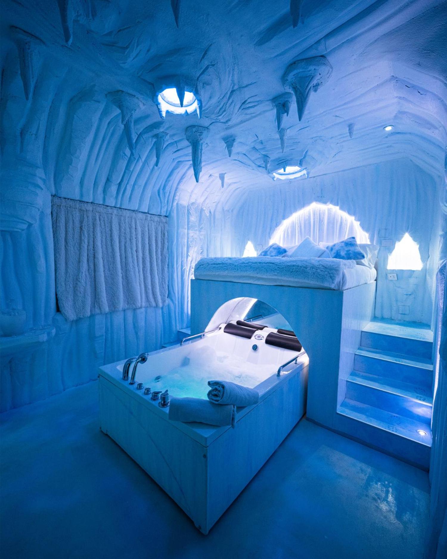King Room with Spa Bath - Photo 1