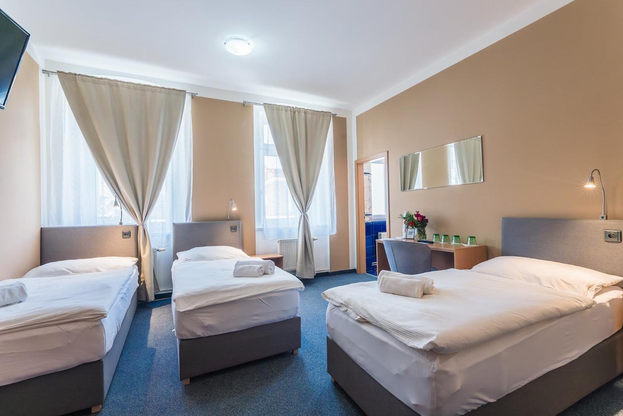 Quadruple Room photo 2
