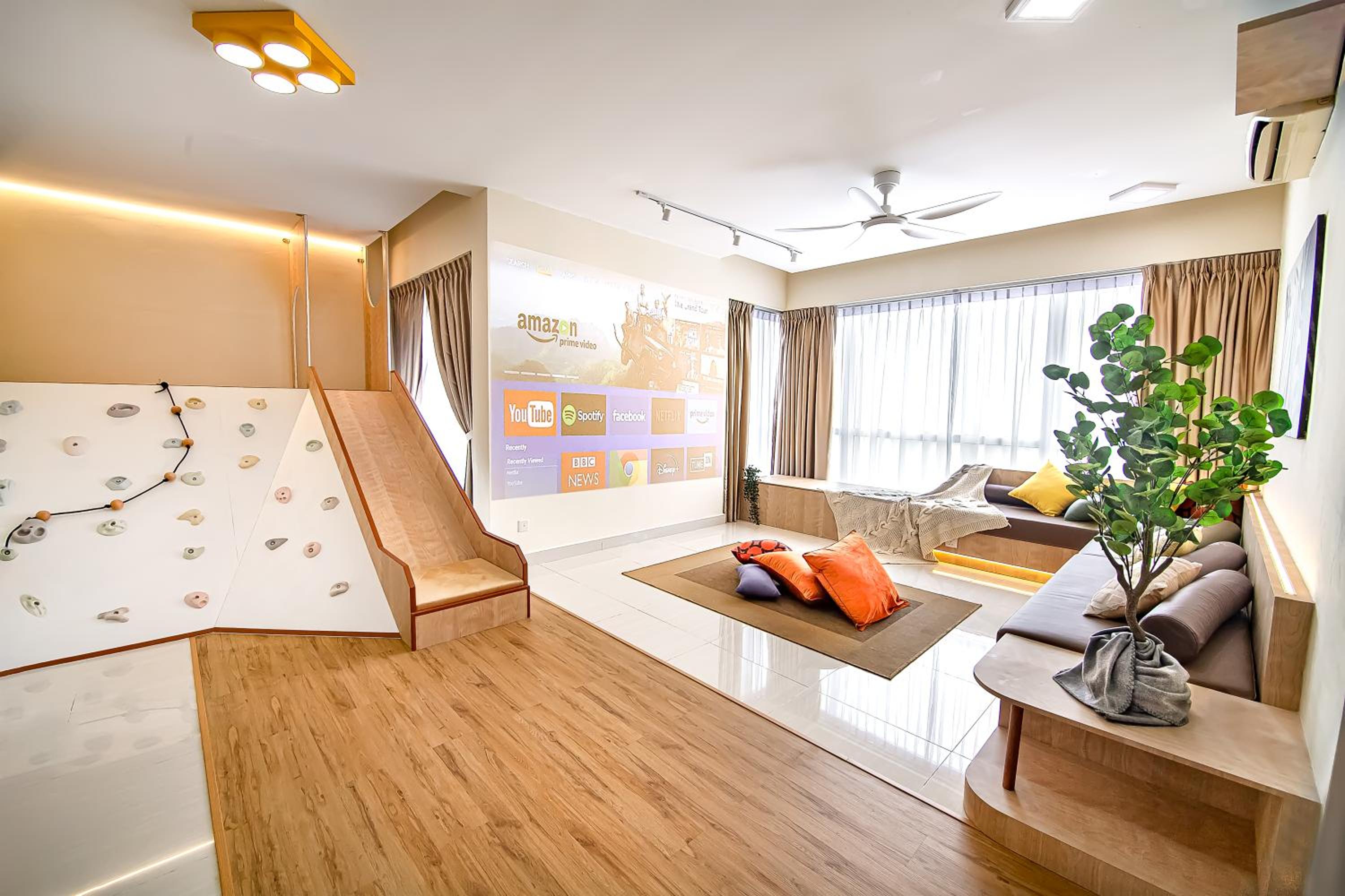 Three-Bedroom Apartment photo 1