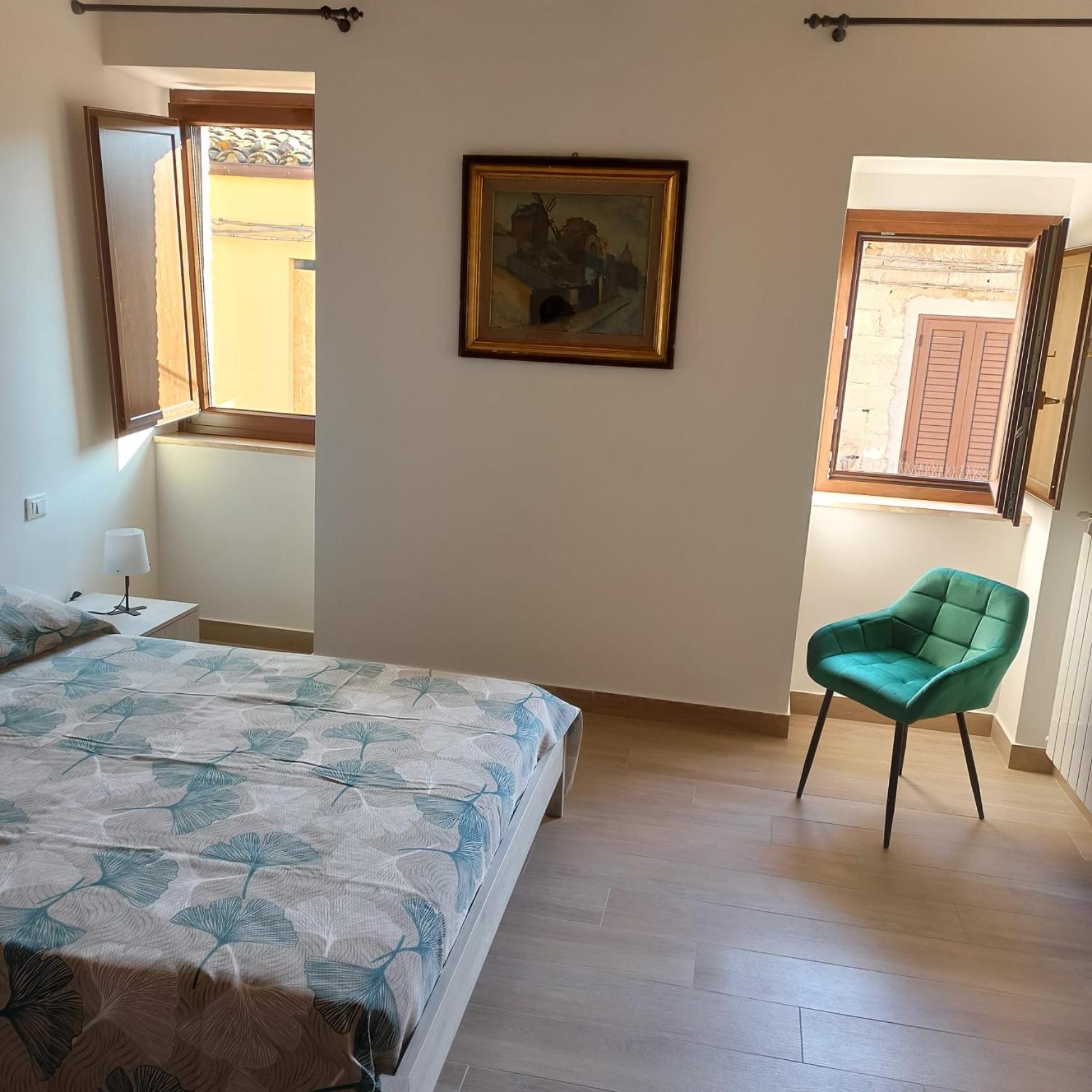 Double Room with Private Bathroom photo 3