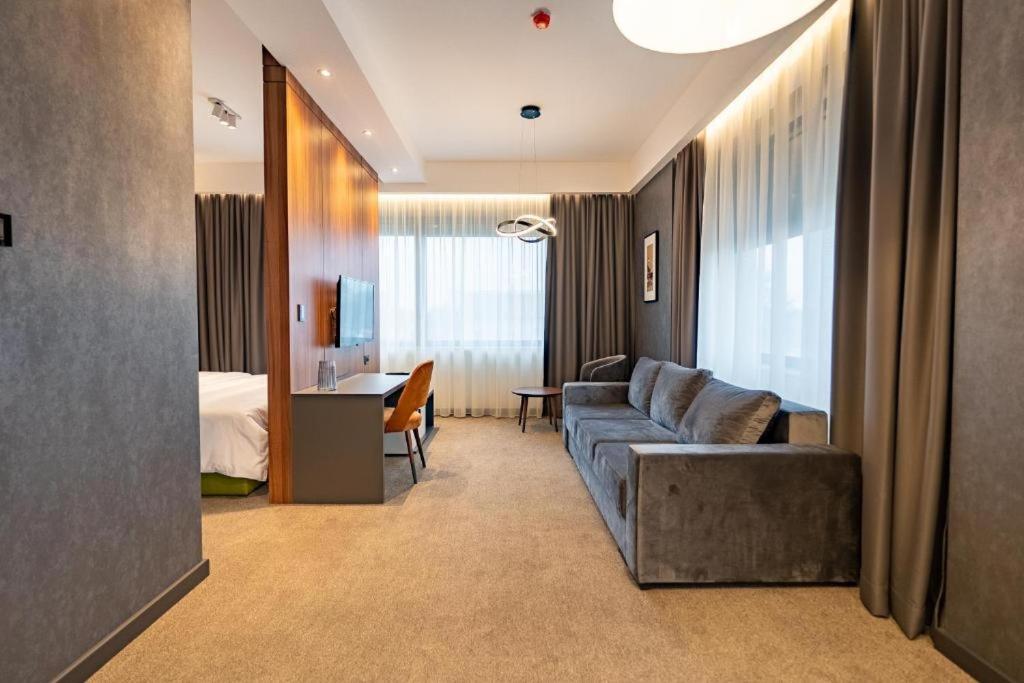 Superior Suite - Photo 3