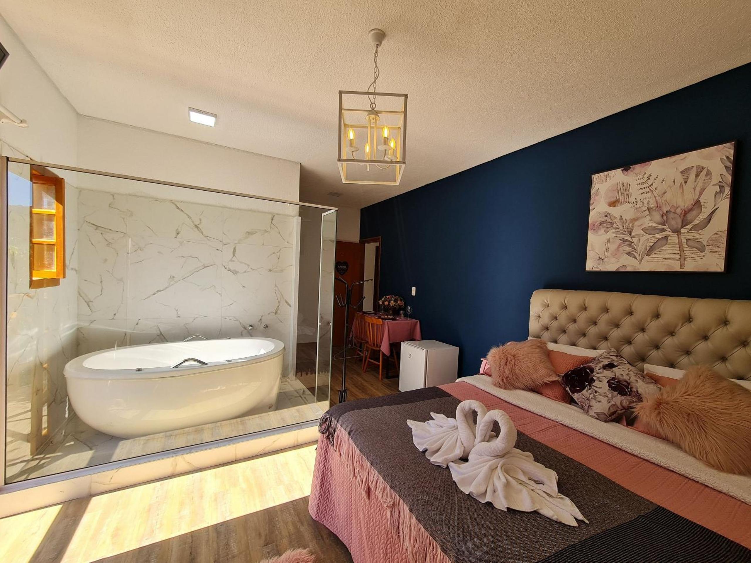 Superior Suite with Spa Bath