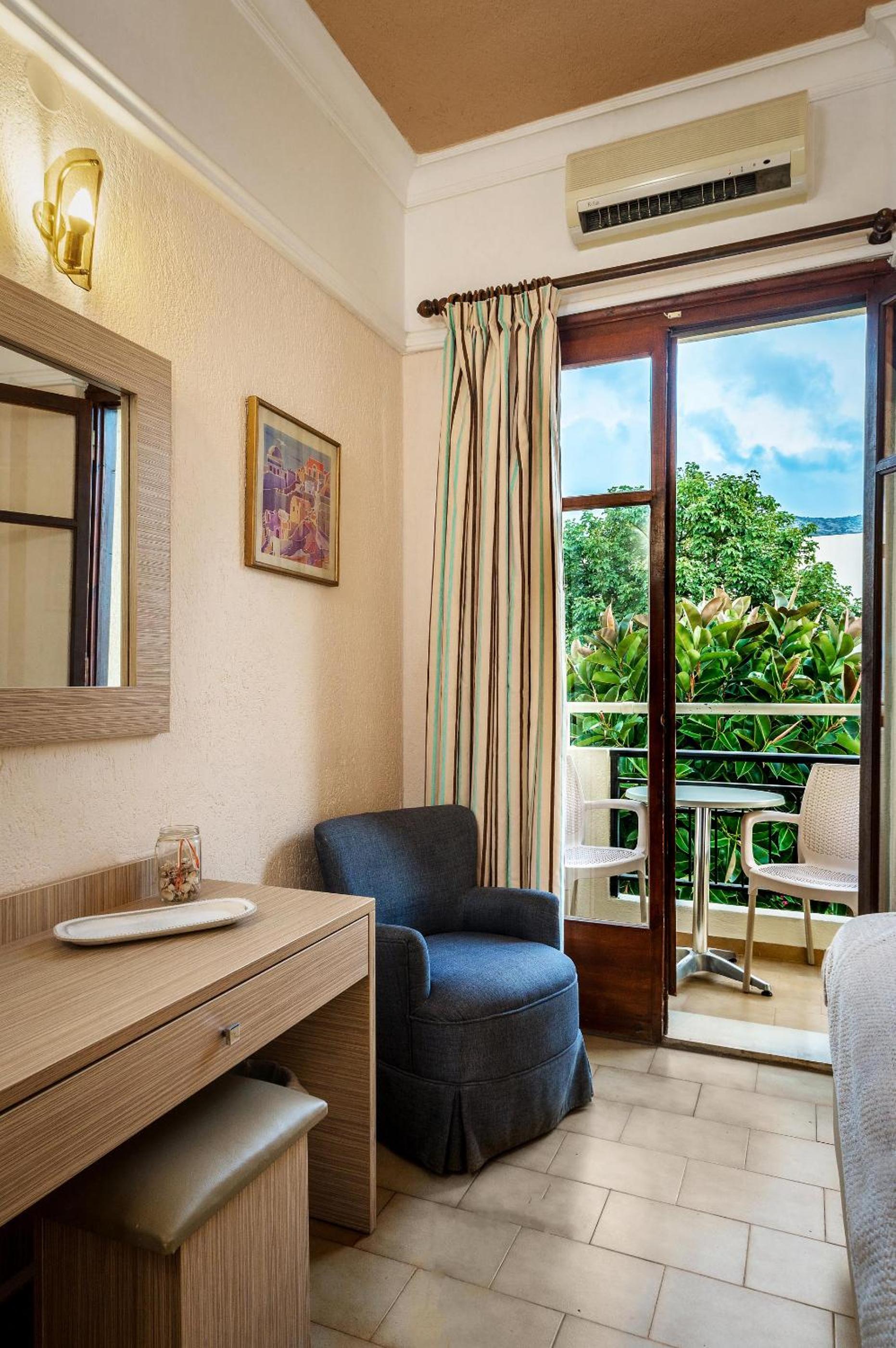 Triple Room - Photo 2