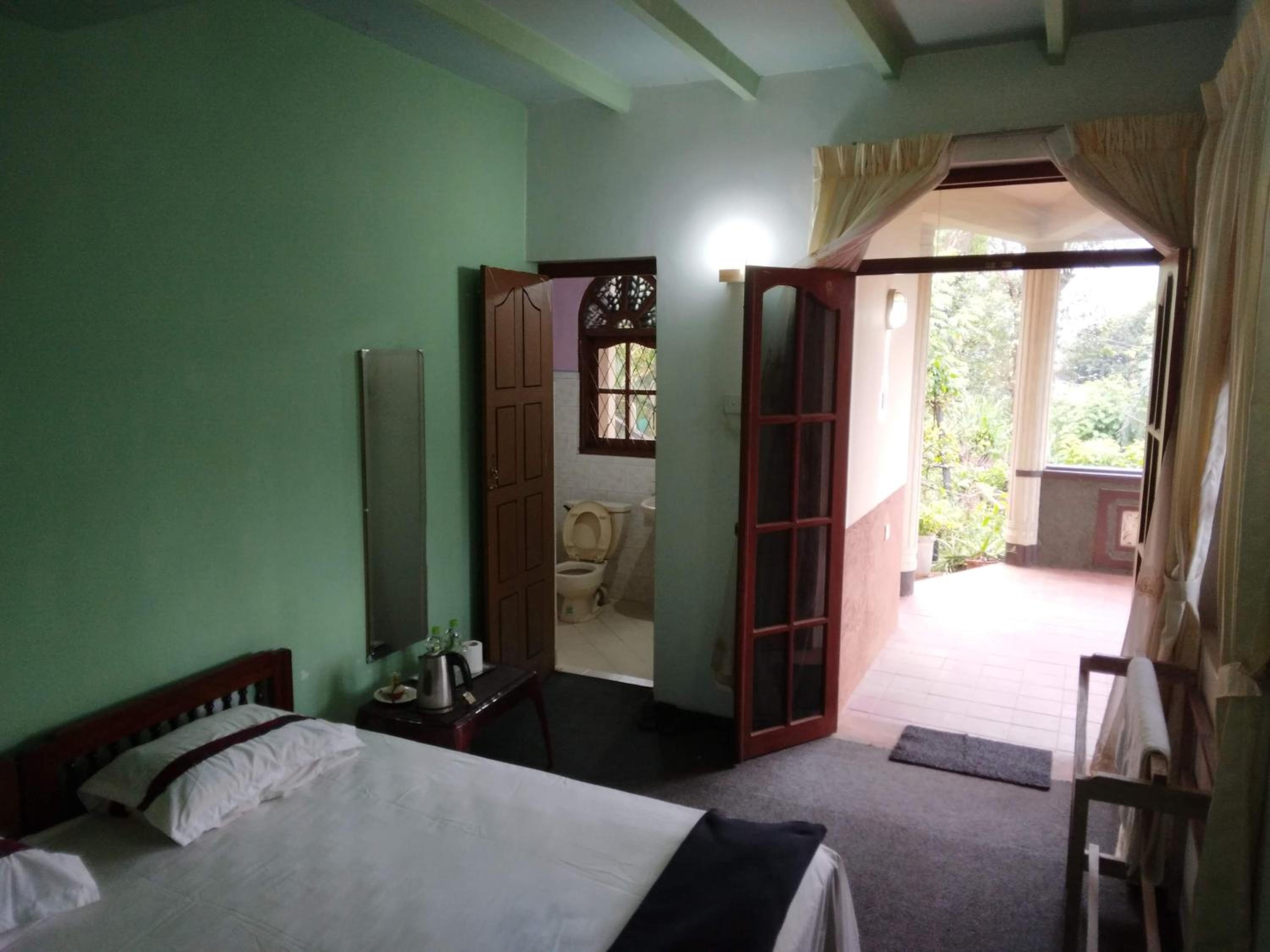 Double Room With Balcony photo 1