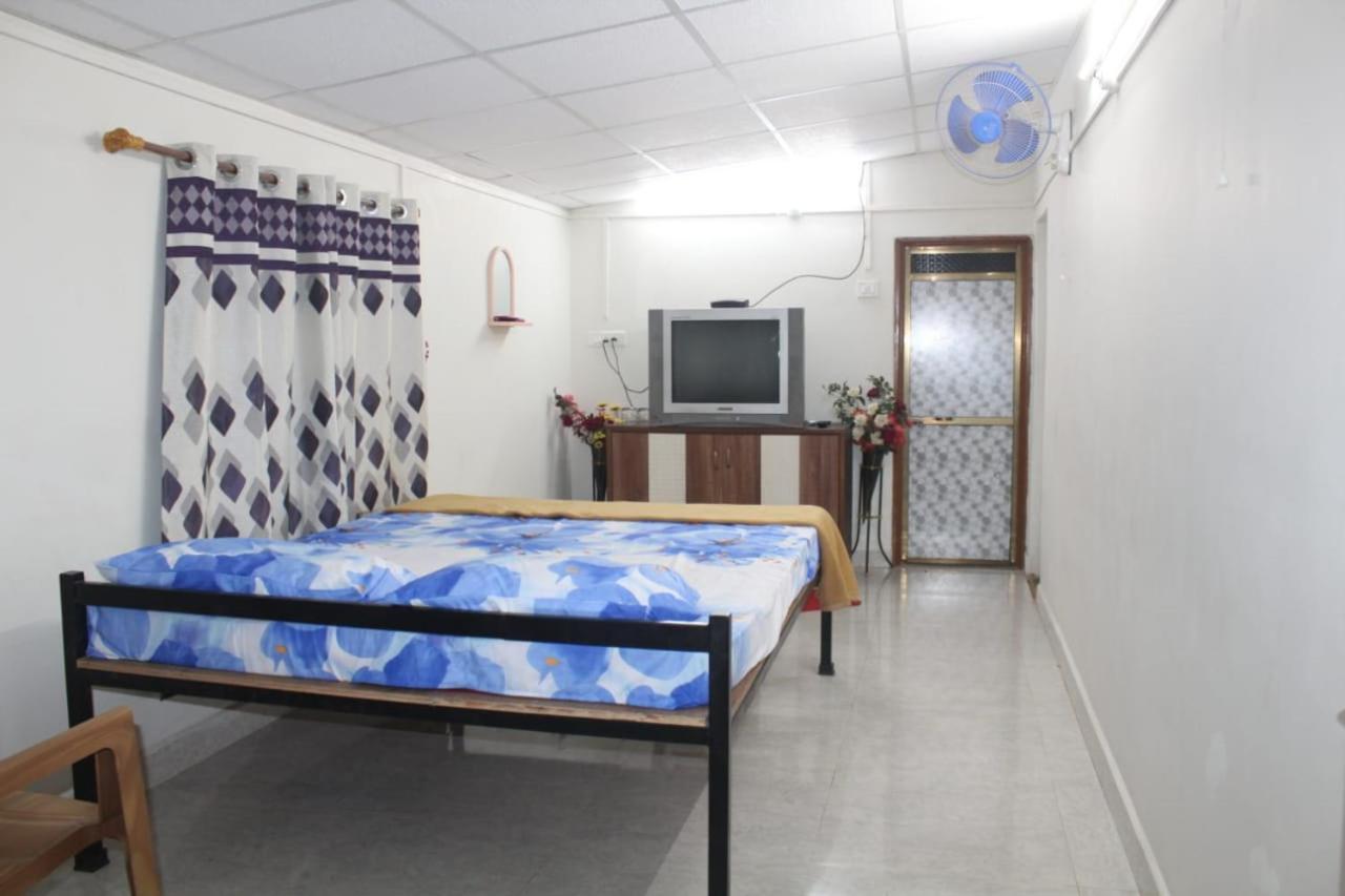 Double Room With Private Bathroom photo 1