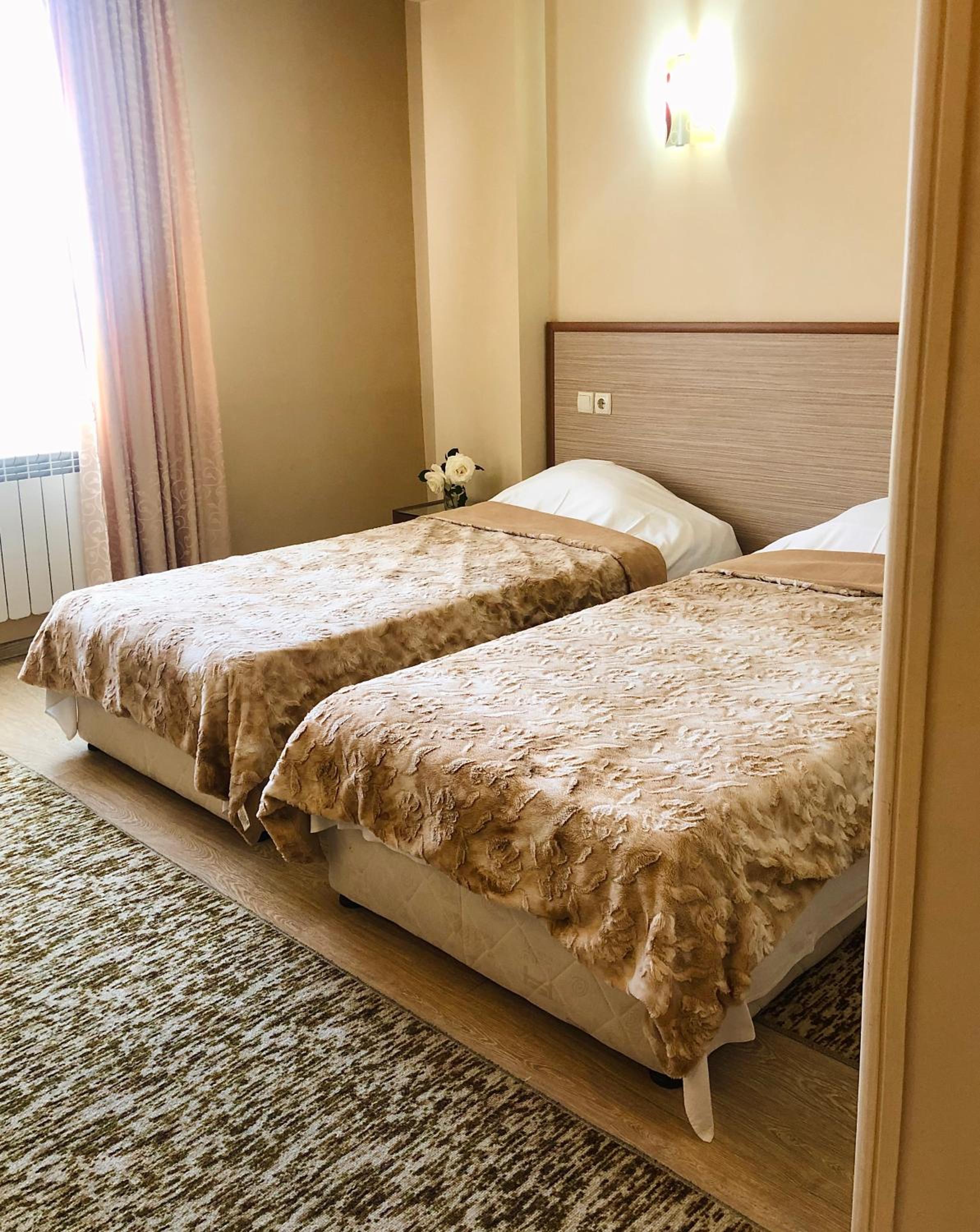 Double or Twin Room photo 2
