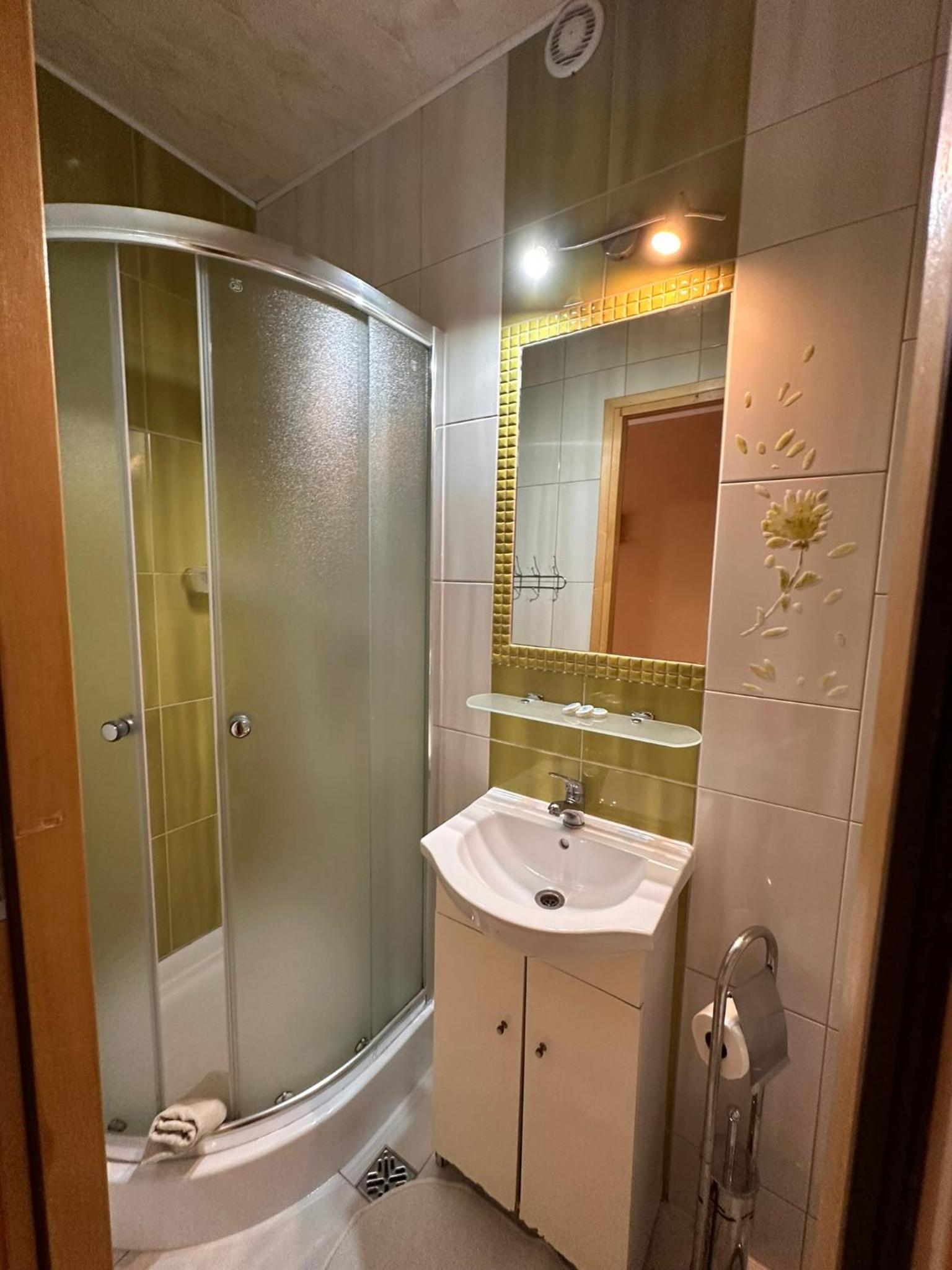 Triple Room - Photo 6
