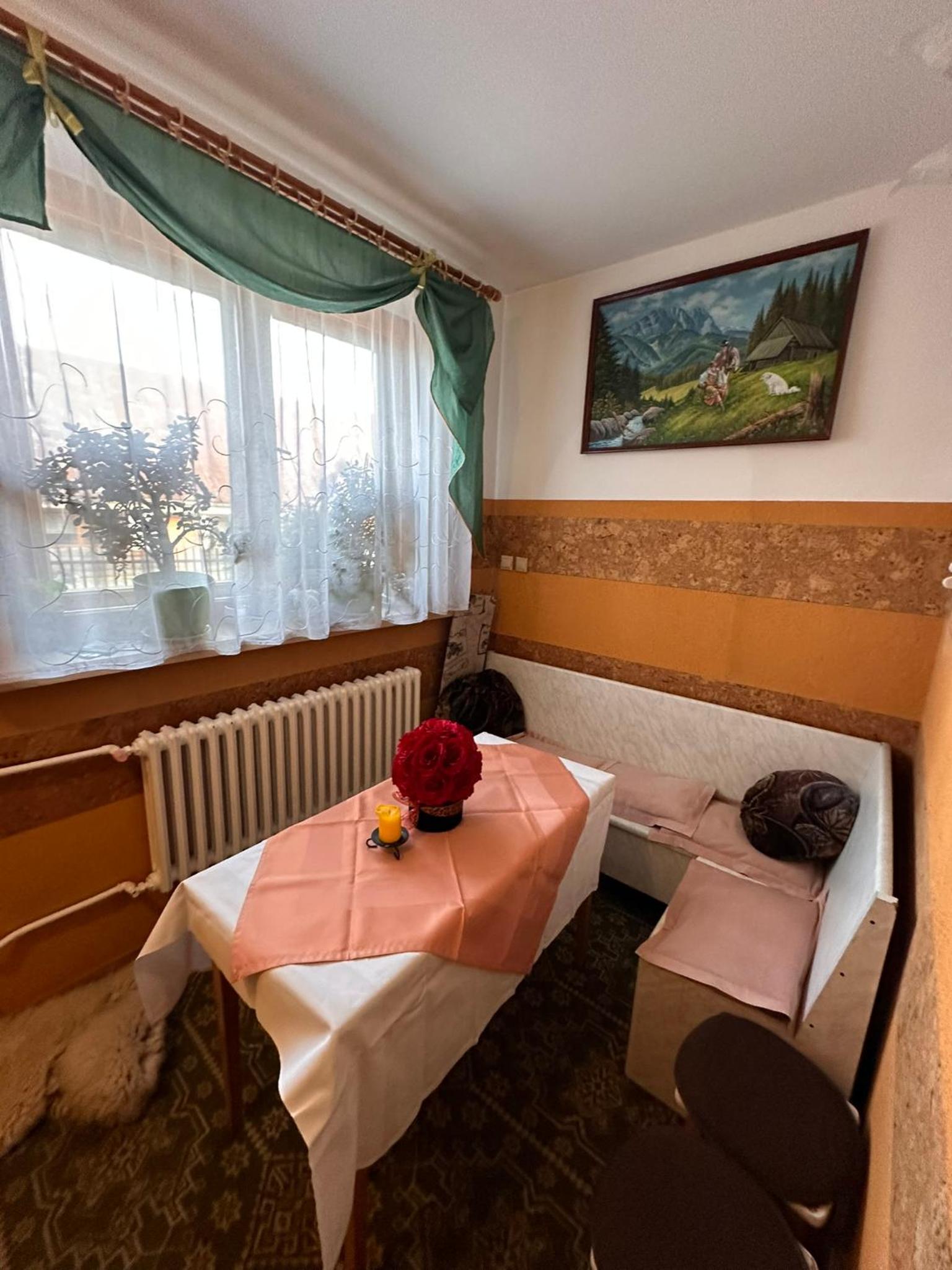 Double Room - Photo 8