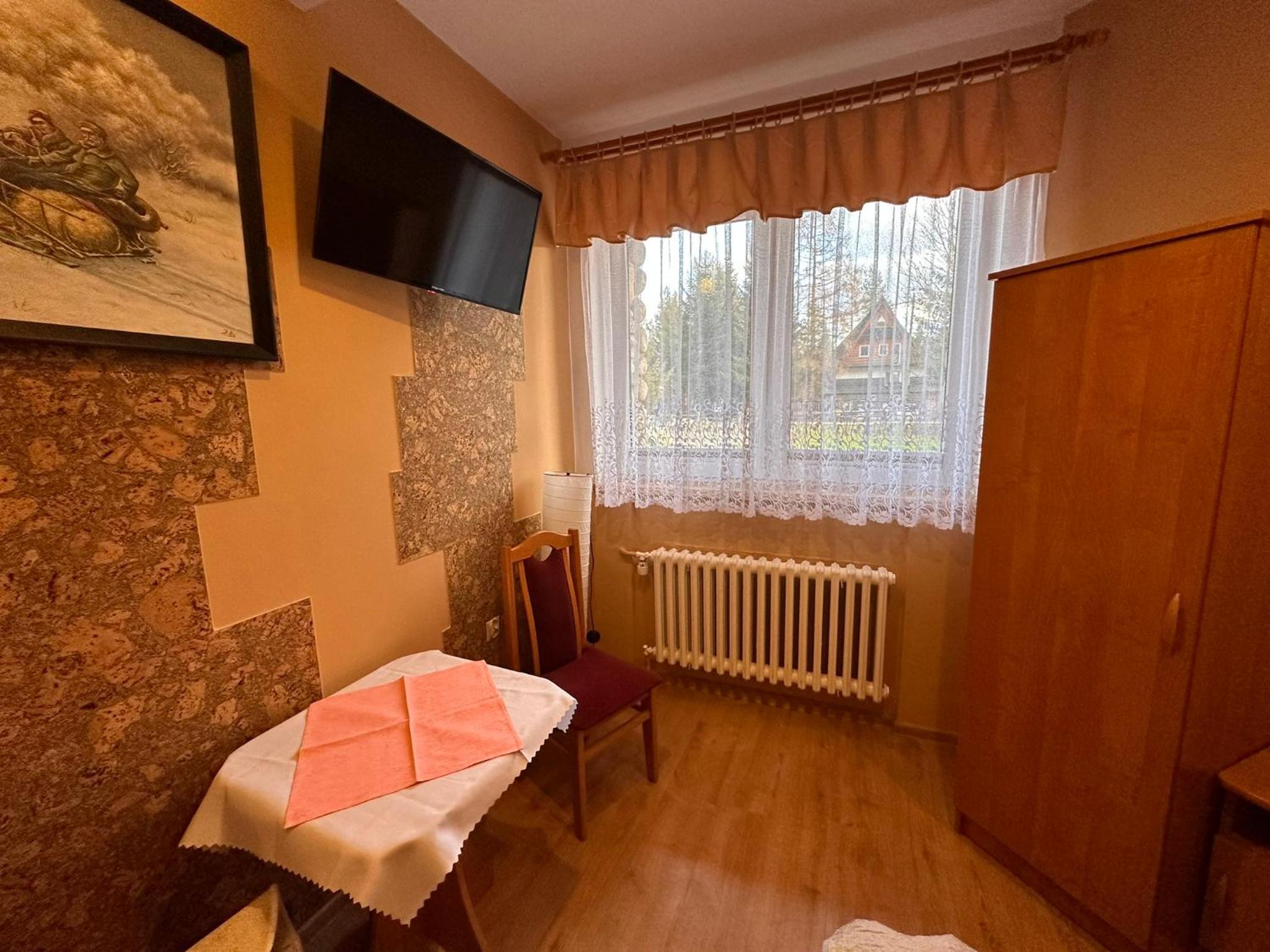 Double Room - Photo 6