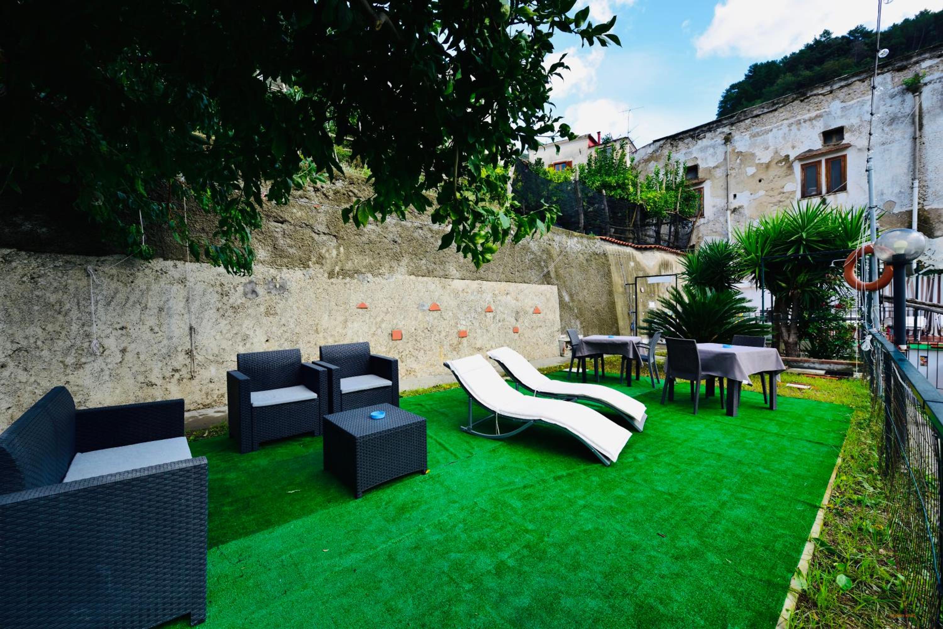 Standard Suite with Spa Bath and Terrace photo 3