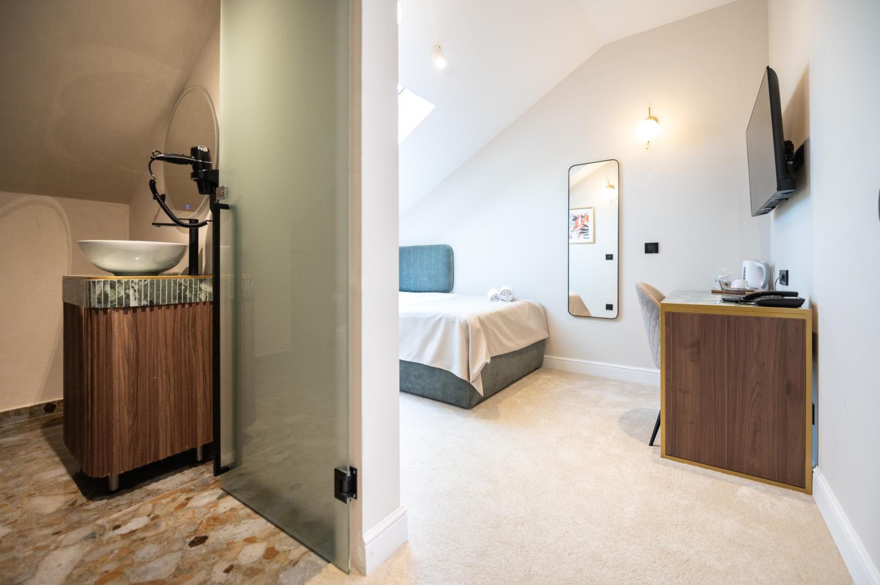 Superior Single Room photo 1