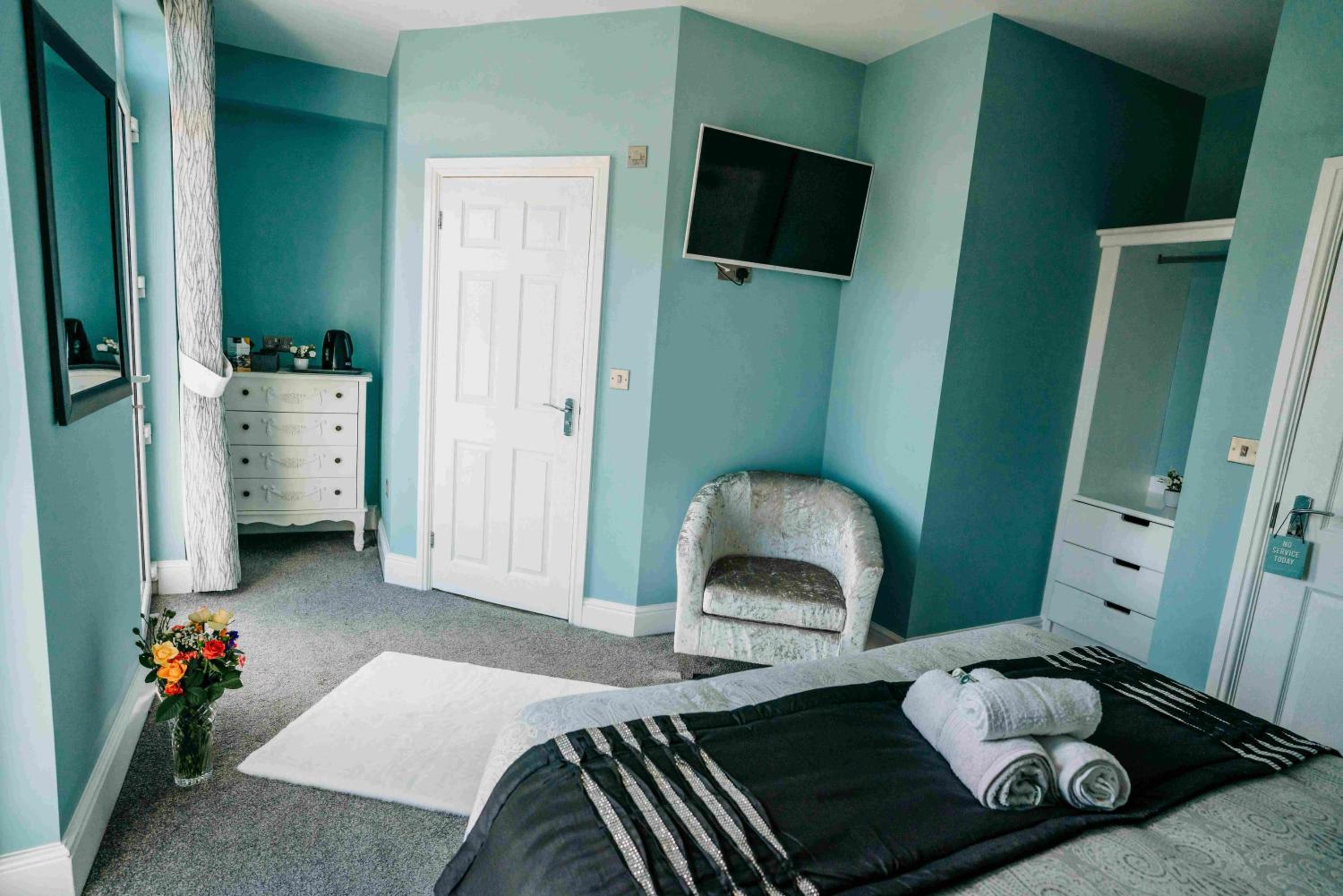 Standard Double Room with view and balcony - Photo 2