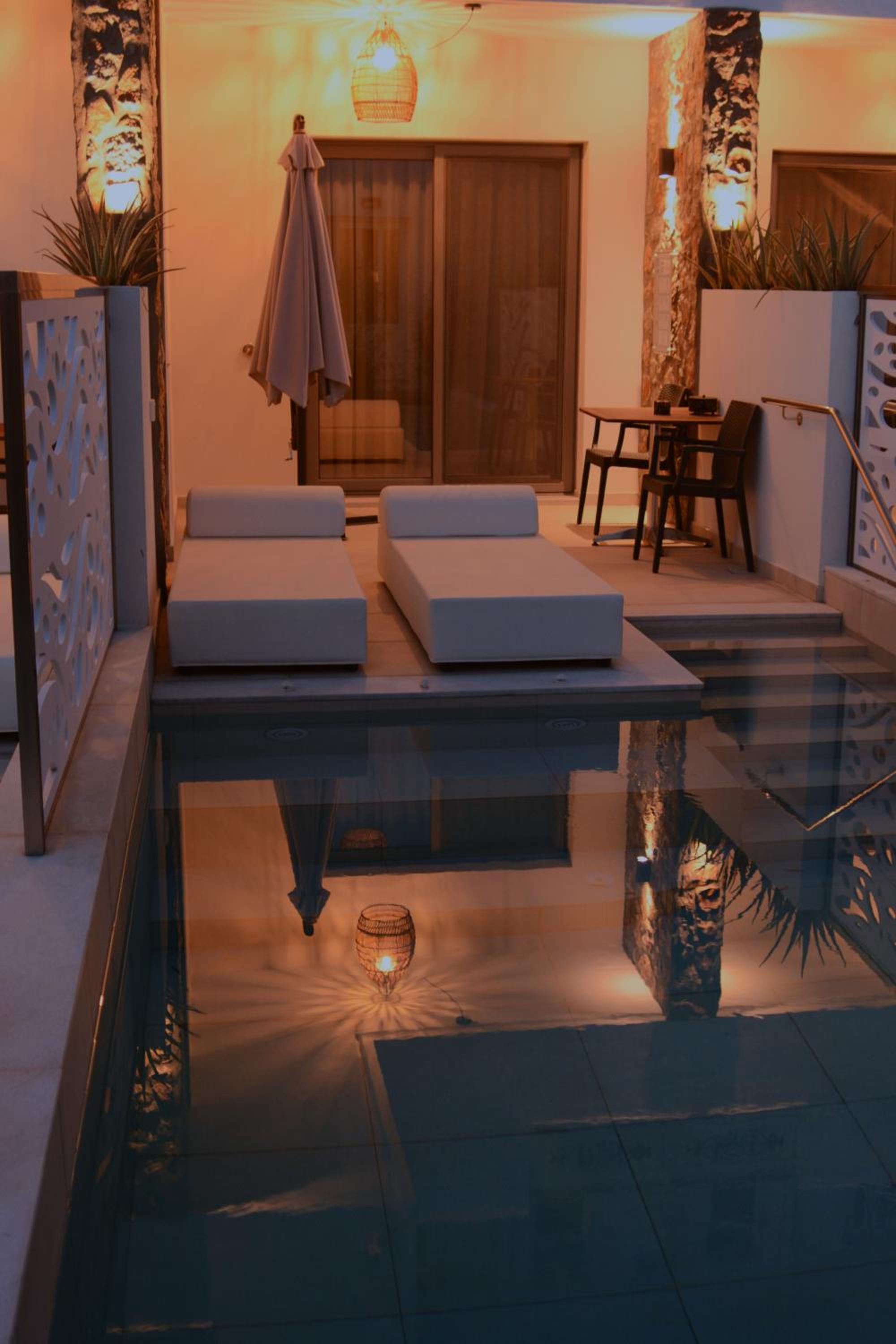 Superior Apartment with Private Pool photo 2