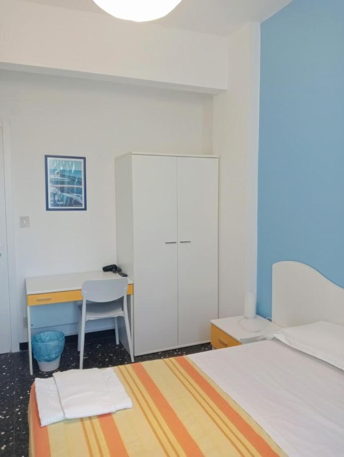 Double Or Twin Room With Bathroom photo 2