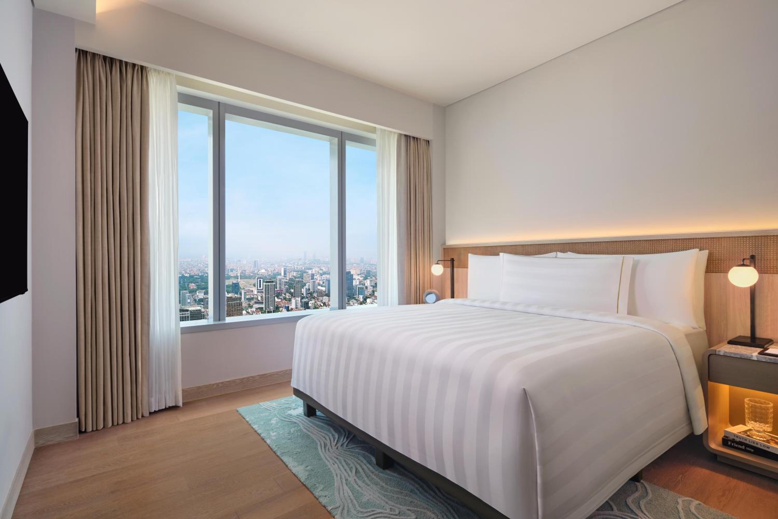 One-Bedroom Premier Suite King