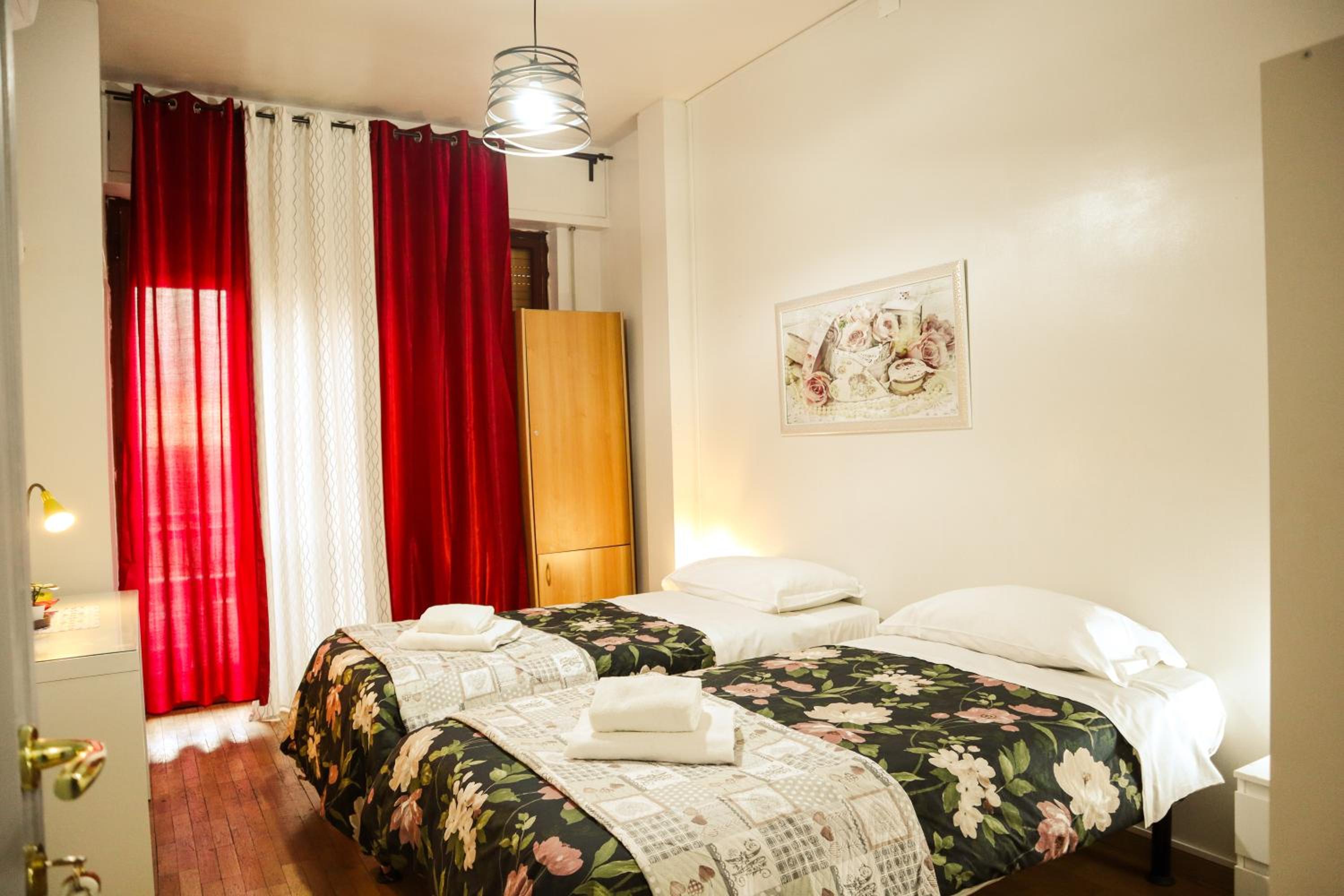 Large Double Room photo 3