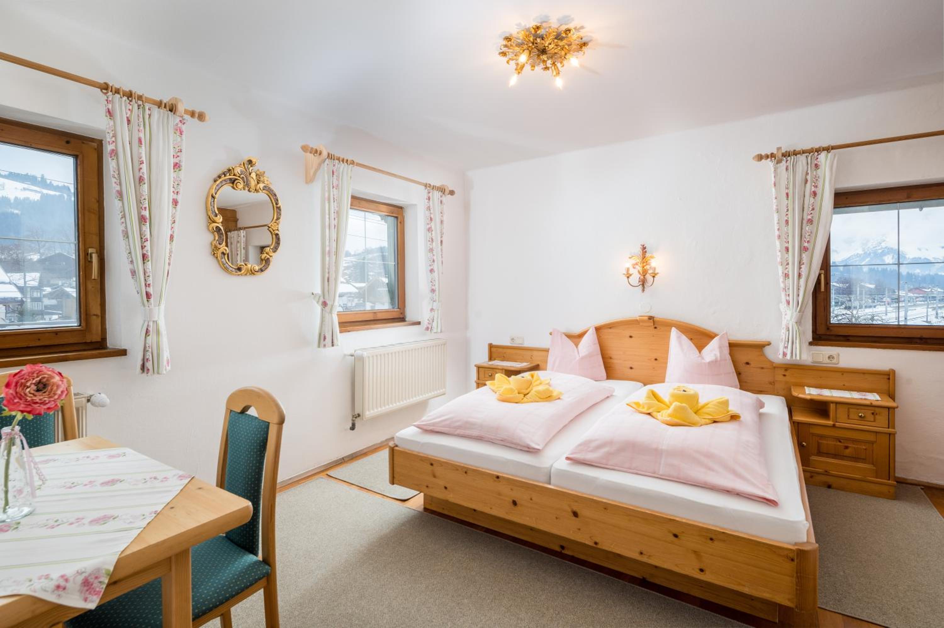 Double Room - Photo 2