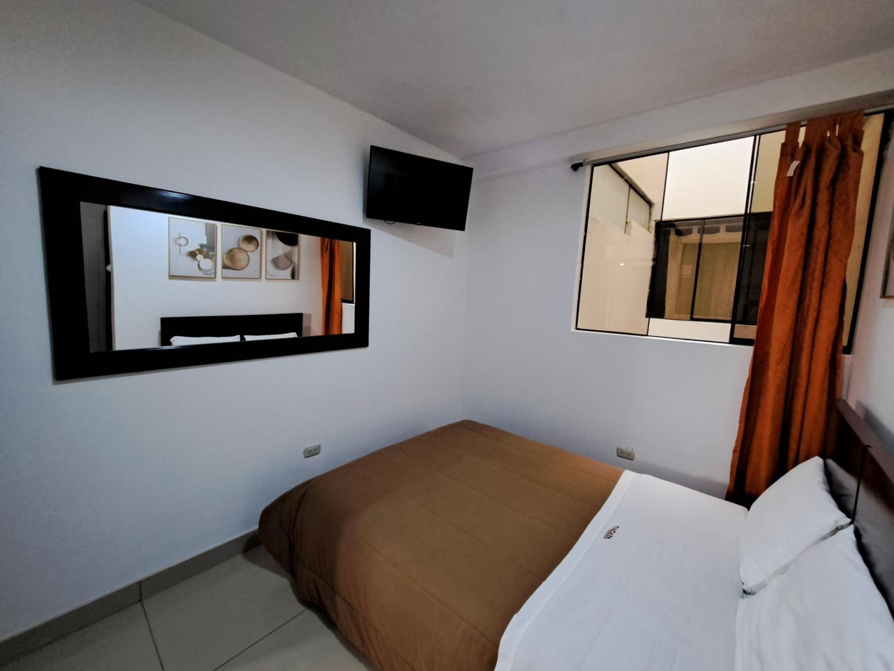Budget Double Room photo 2