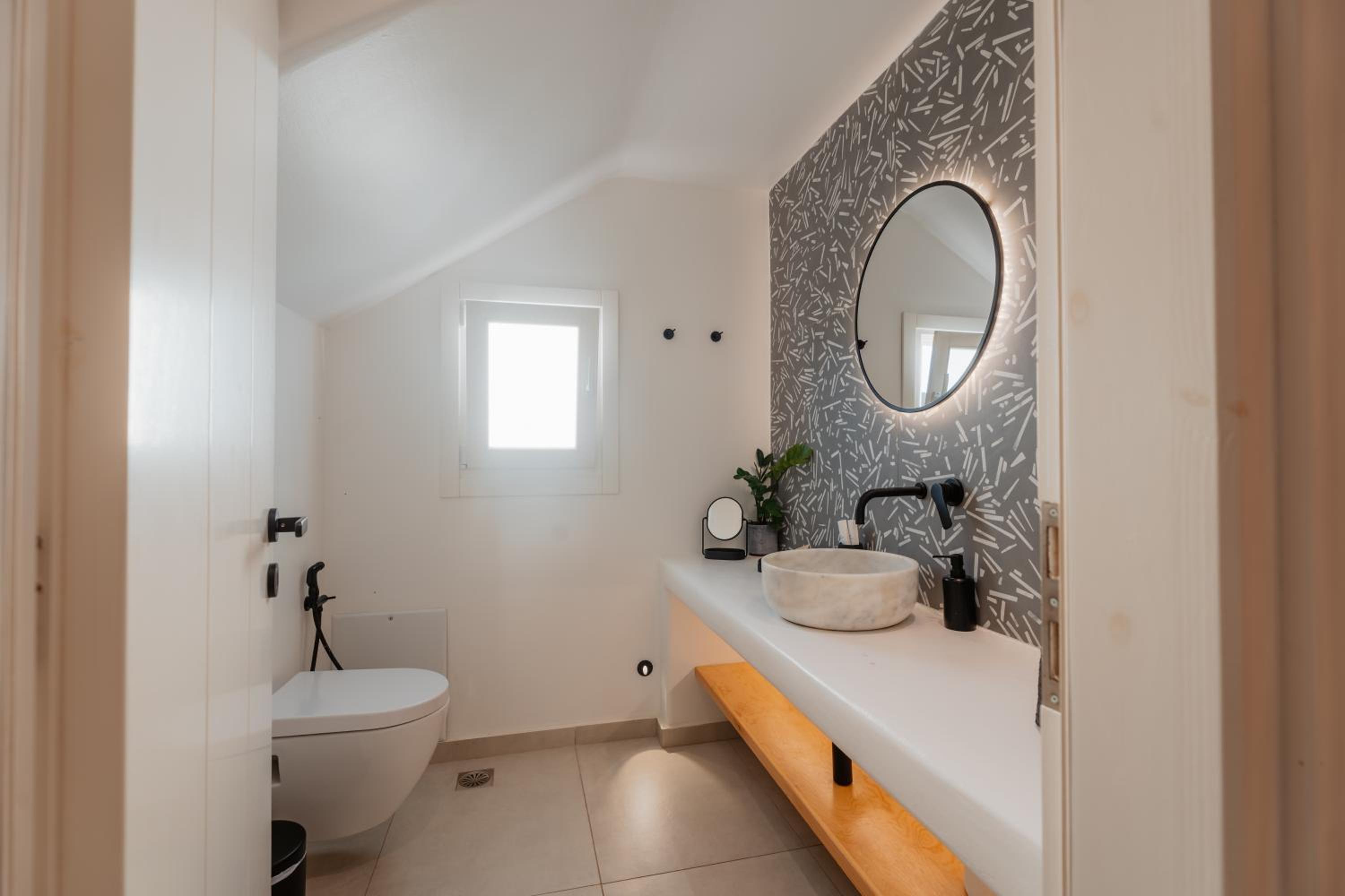 Three-Bedroom Suite photo 2