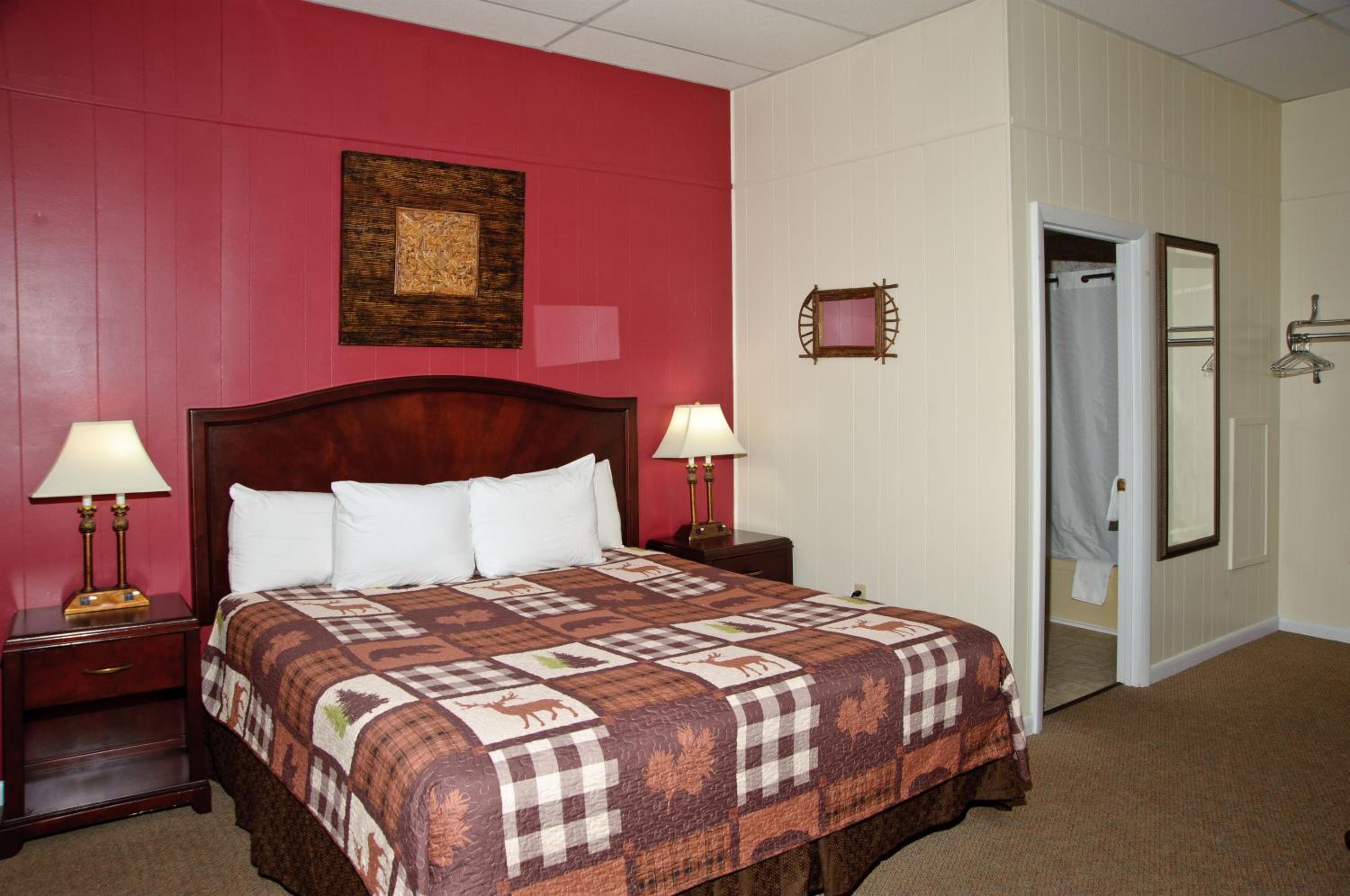 Standard King Room photo 1