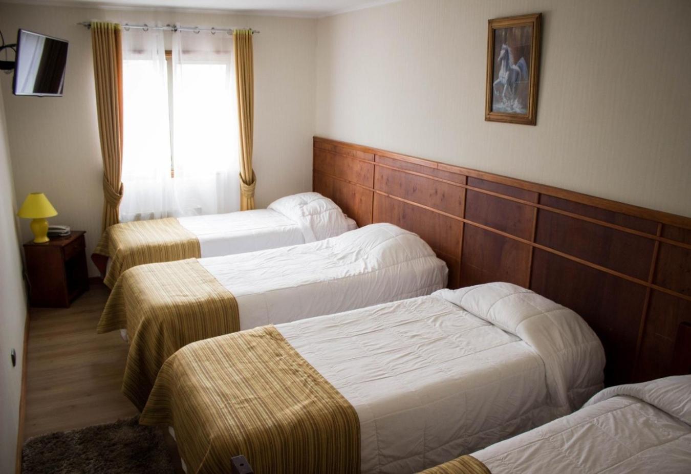 Quadruple Room with Private Bathroom