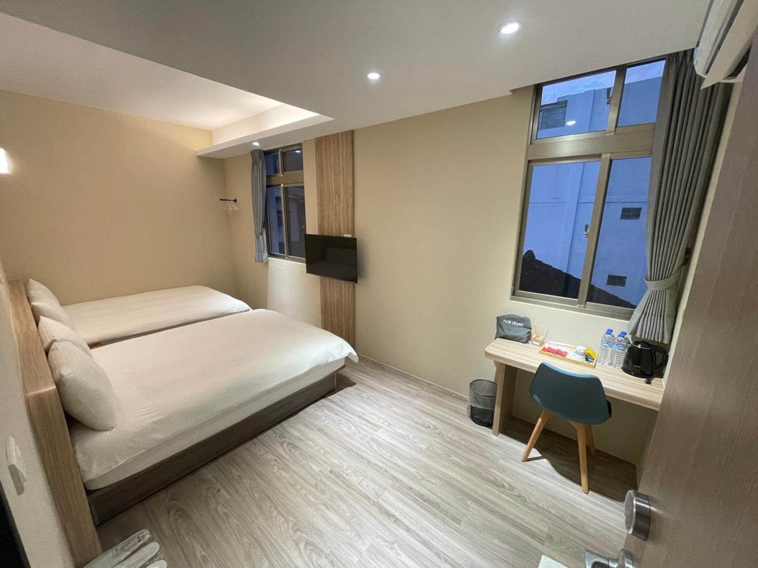 Standard Quadruple Room photo 2