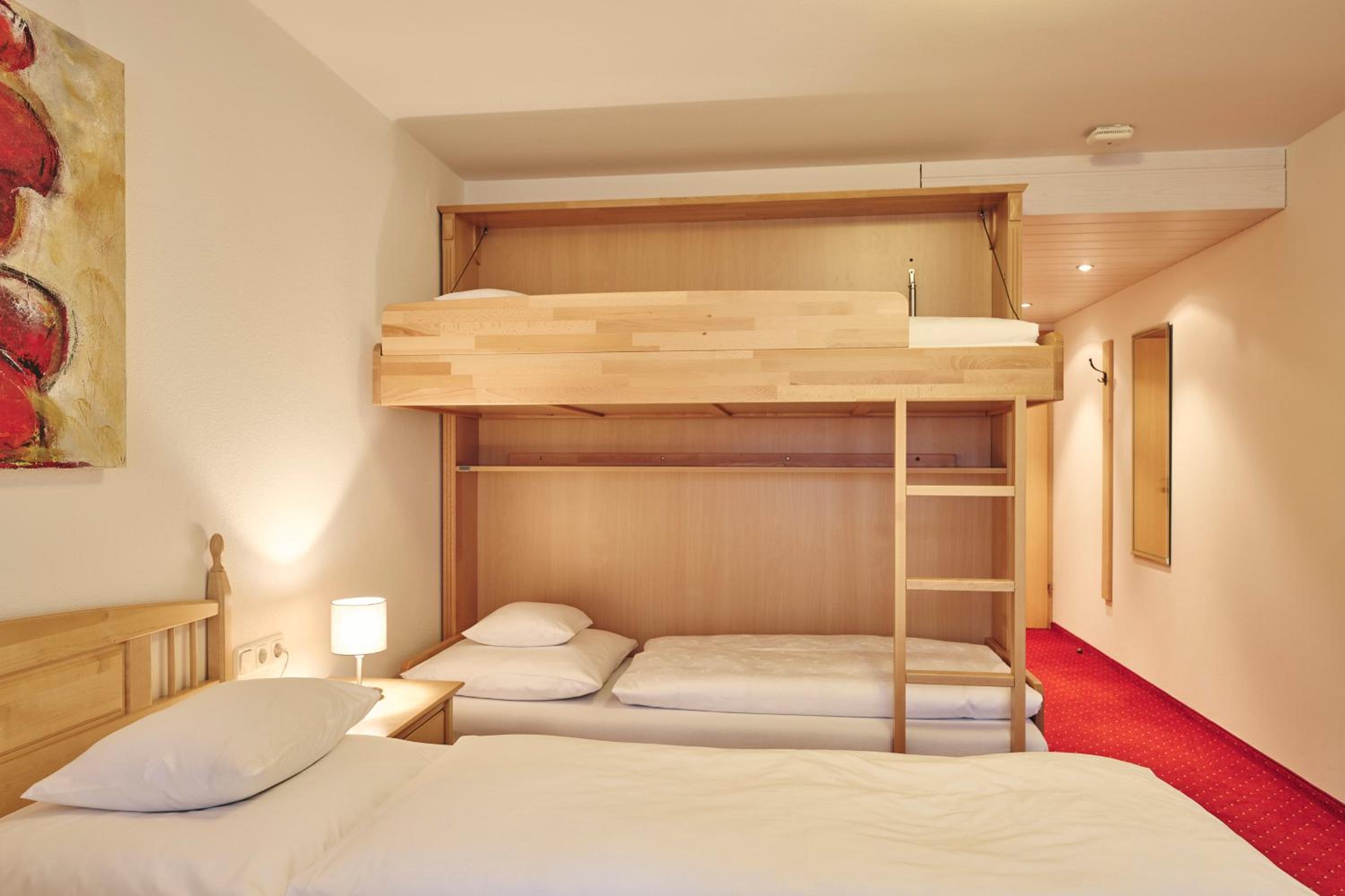 Standard Double Room photo 2