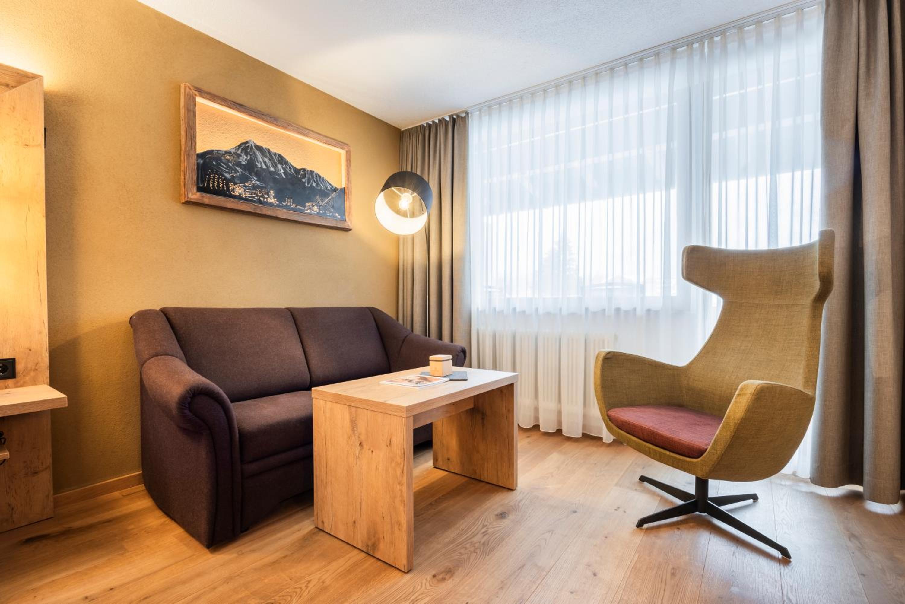 Superior Double or Twin Room with Mountain View photo 1