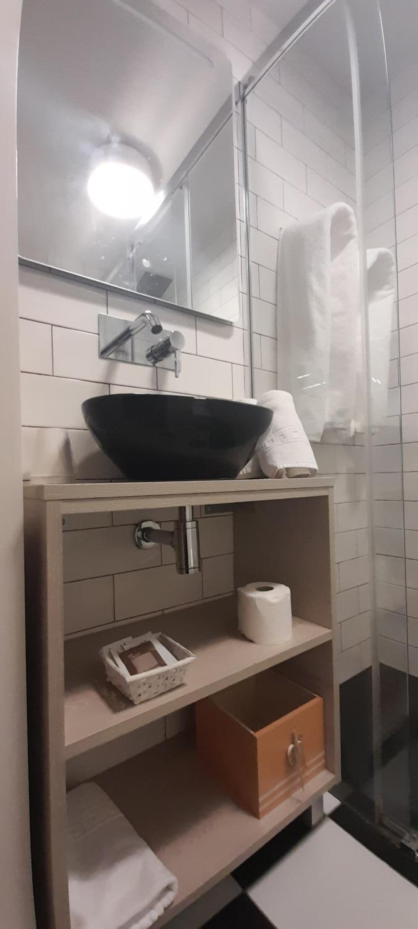 Double Room - Photo 6