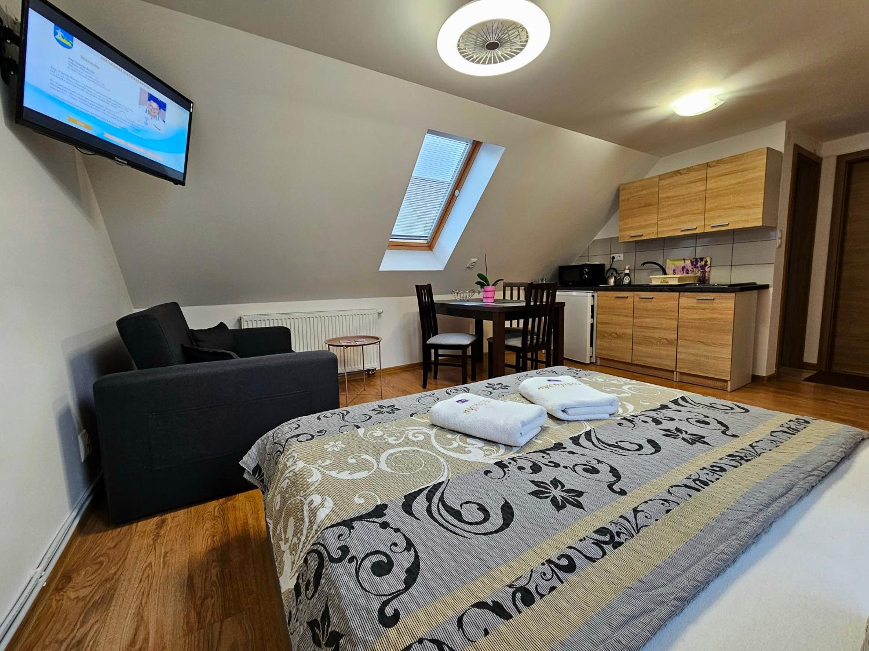 Podkrovne Studio 2 - Photo 2