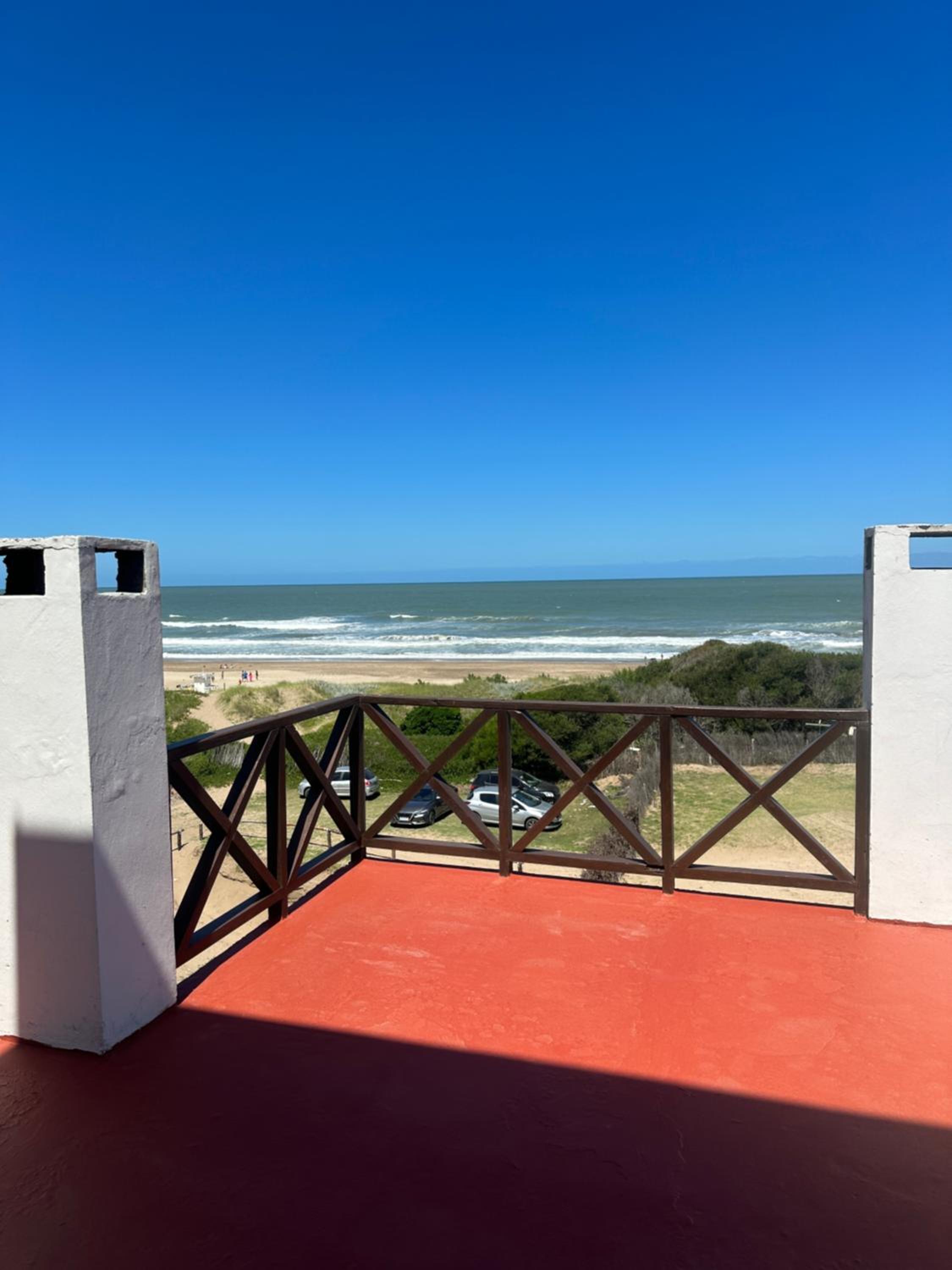 Apartment with Sea View photo 2