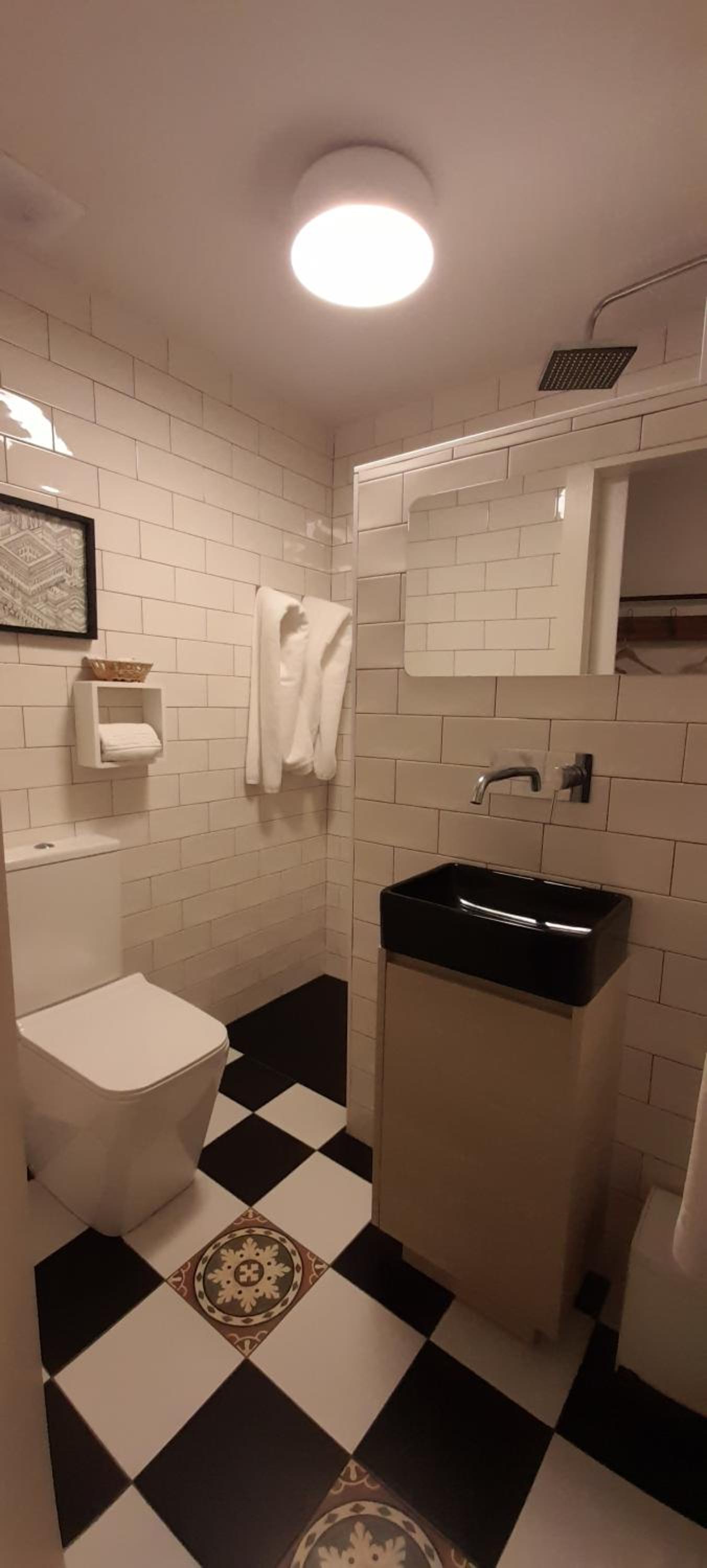 Standard Double Room - Photo 4