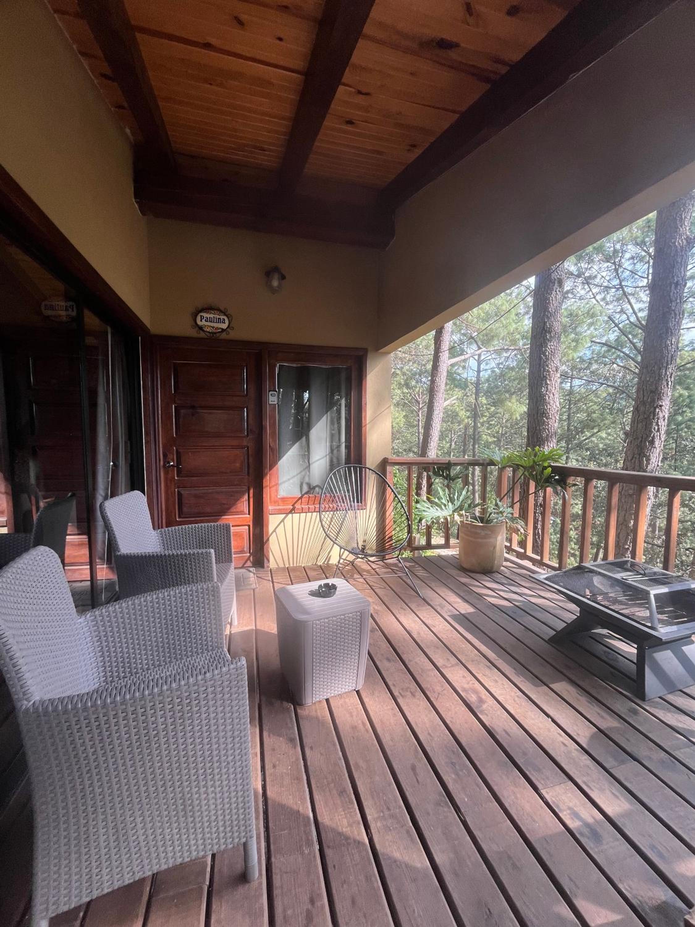 Deluxe One-Bedroom Chalet photo 3