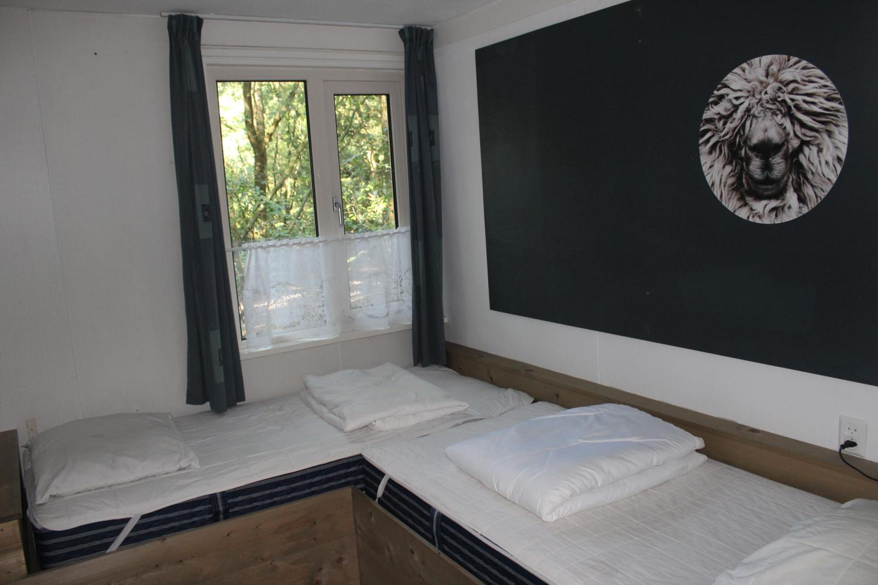 Three-Bedroom House photo 2