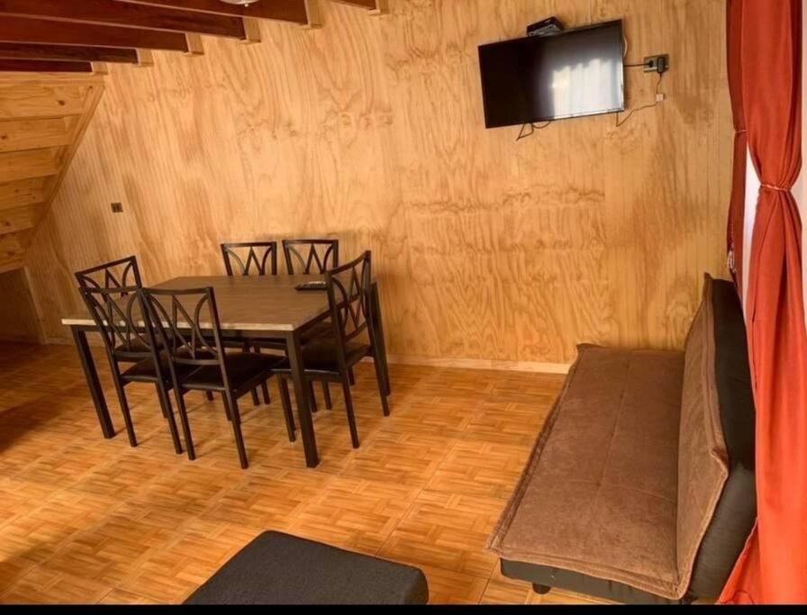 Two-Bedroom House photo 3
