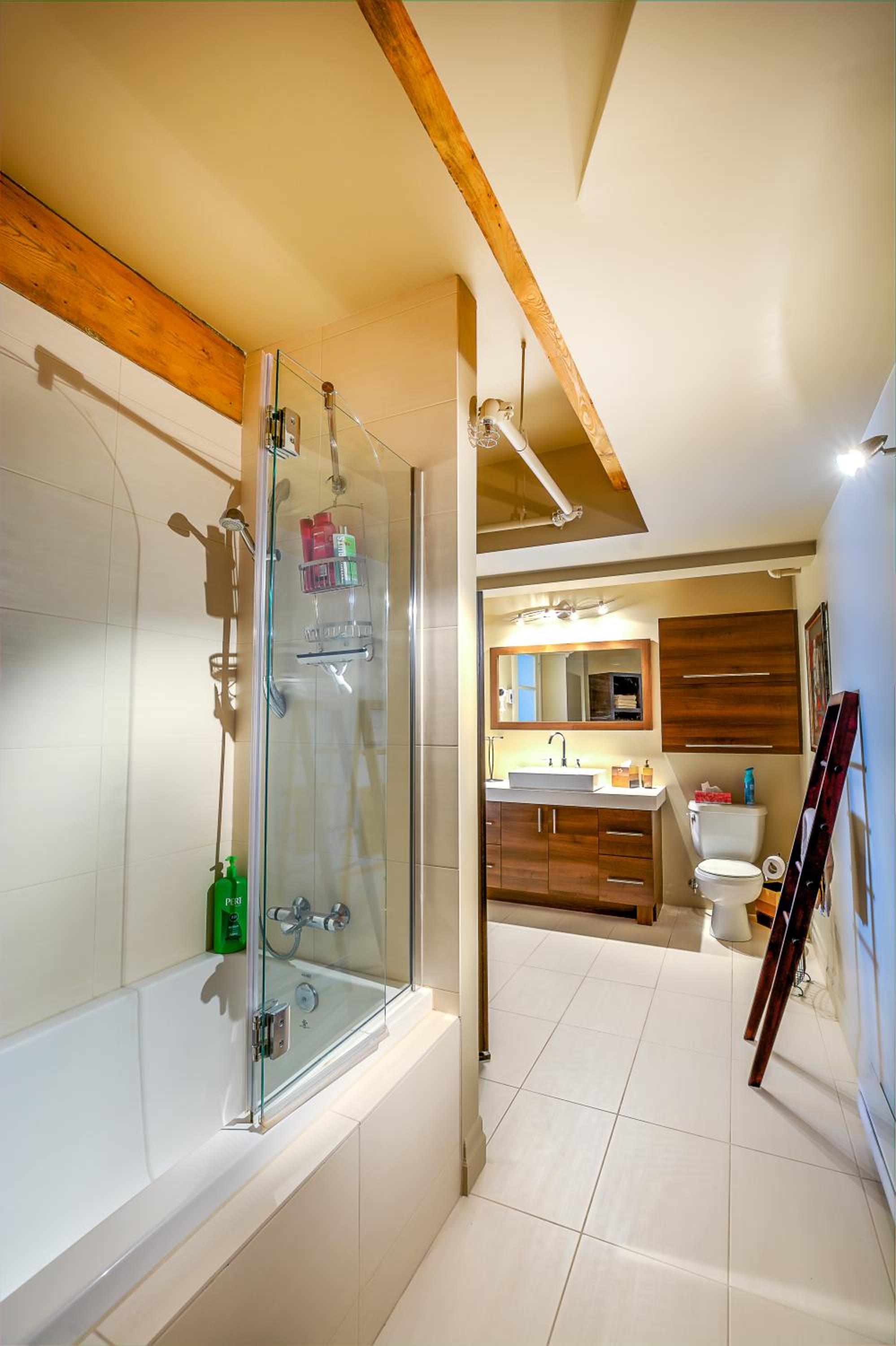 Loft 203