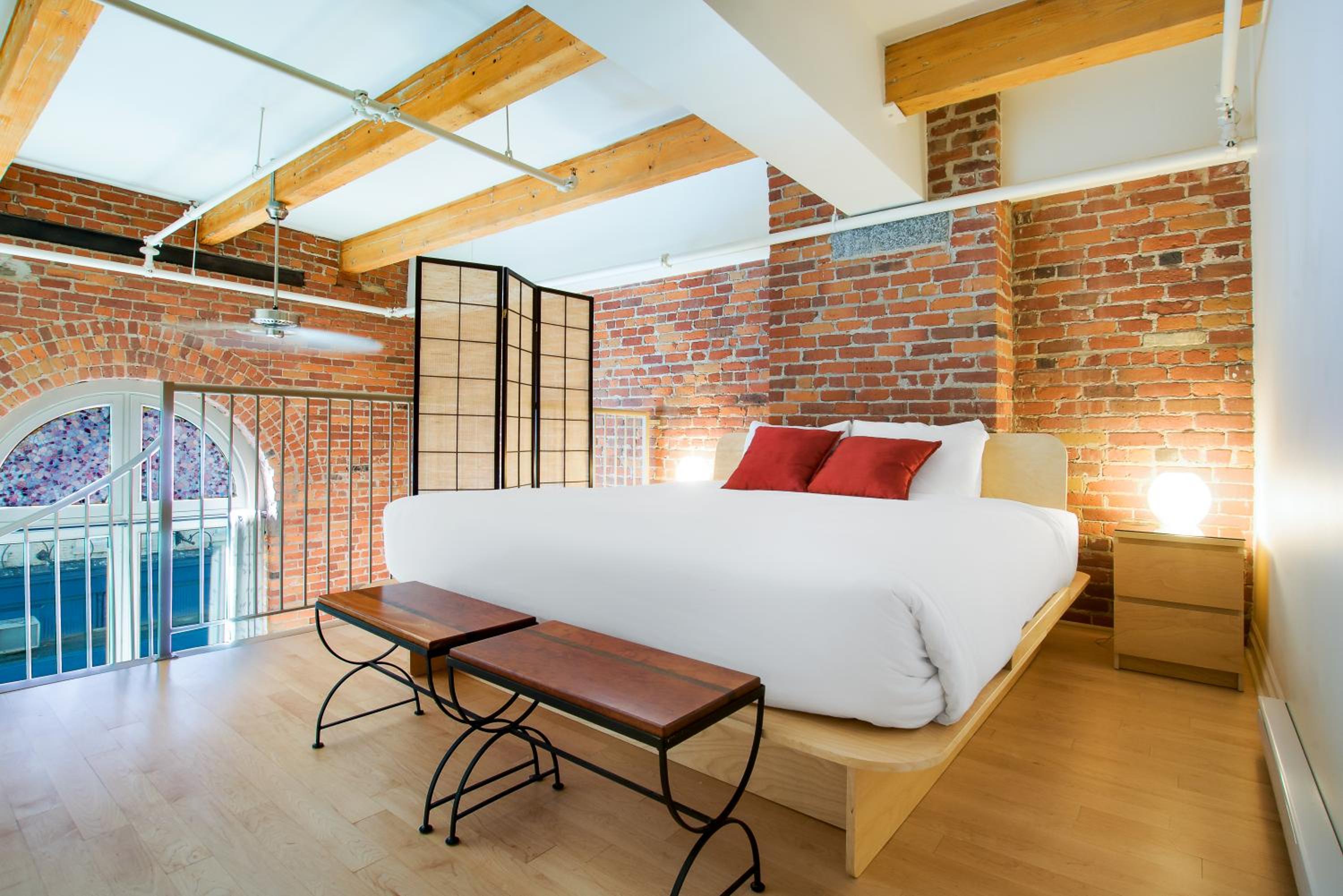 Loft 201