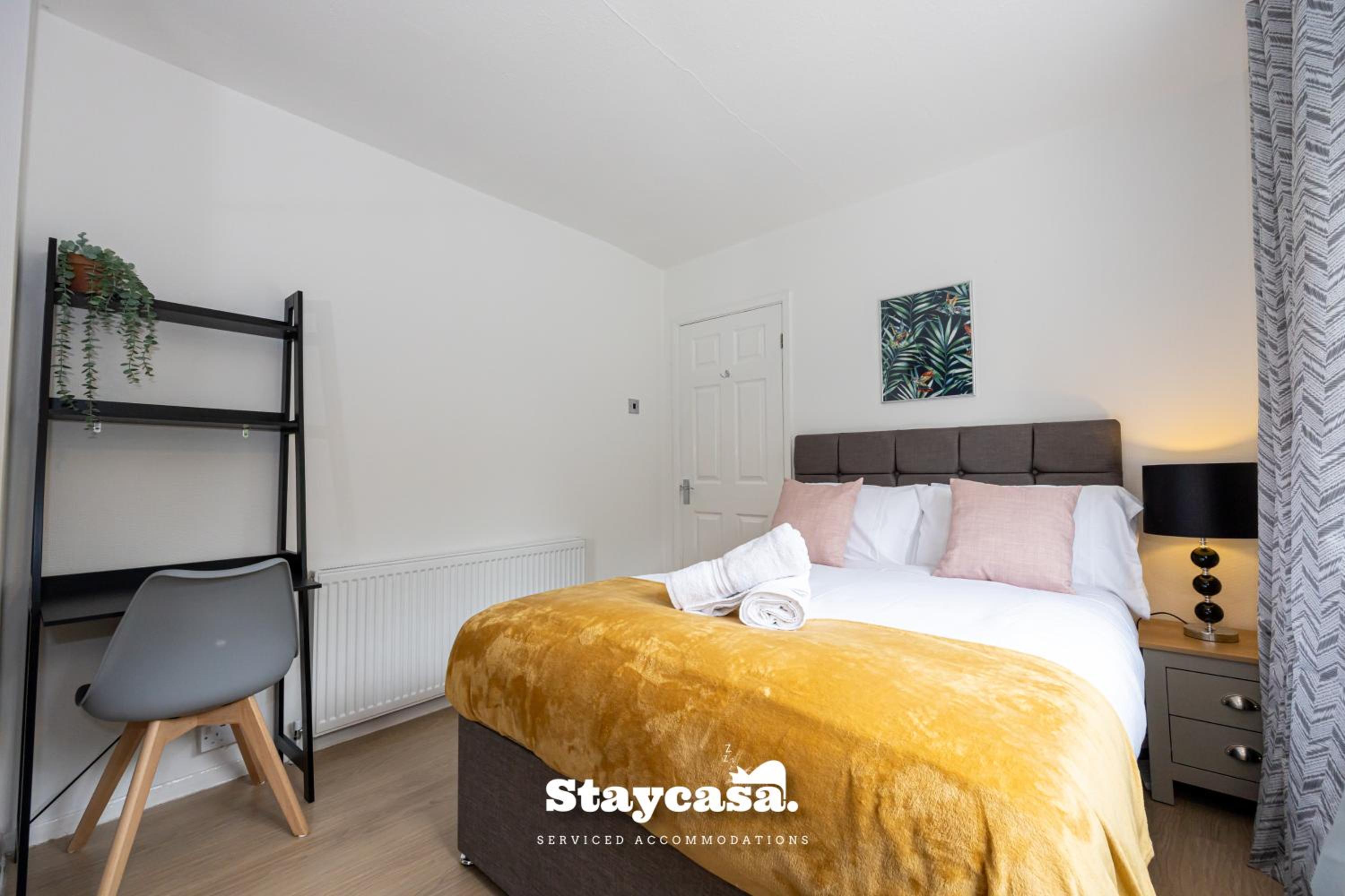 Three-Bedroom House photo 1