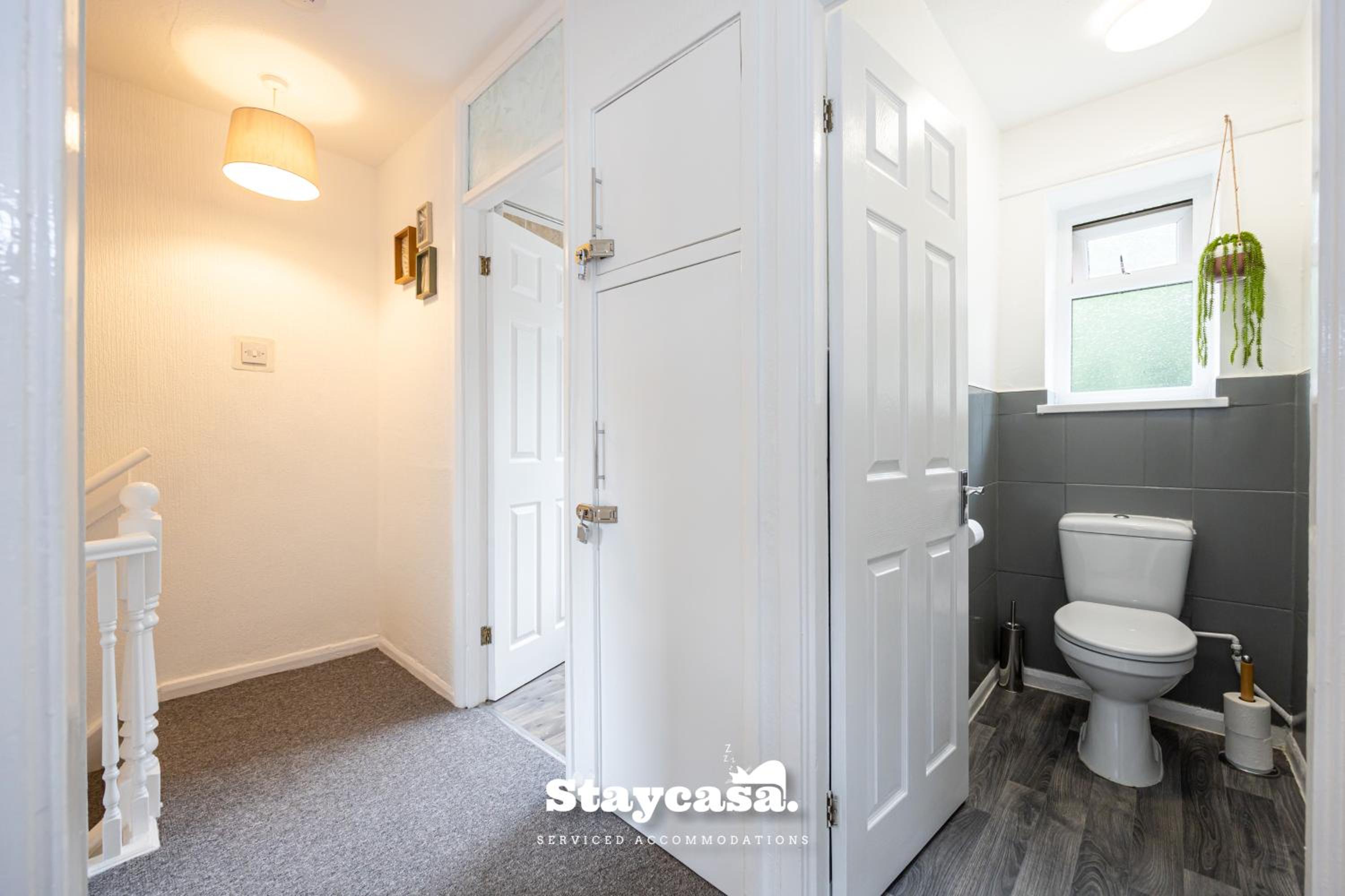 Three-Bedroom House photo 2