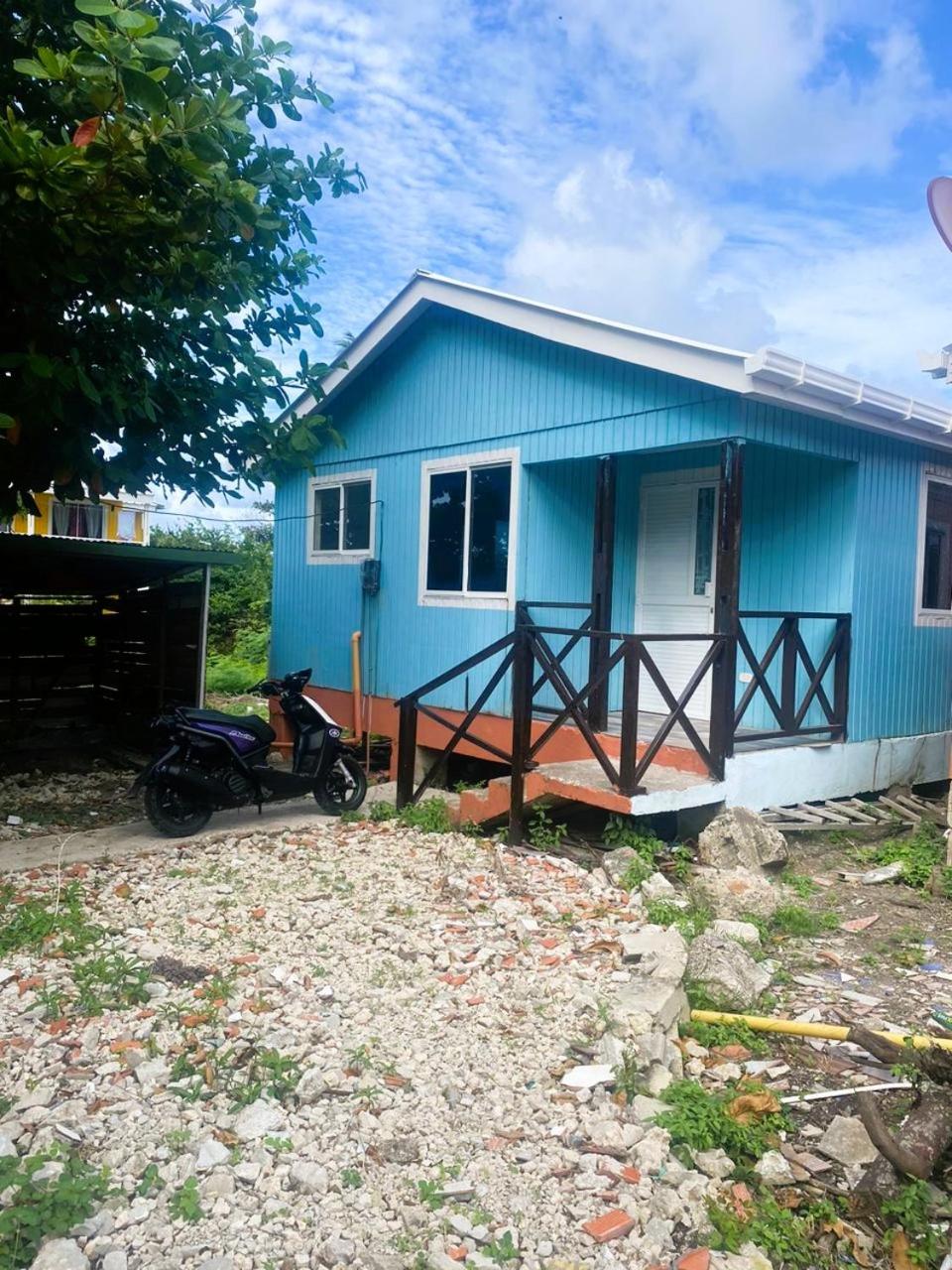 One-Bedroom House photo 3
