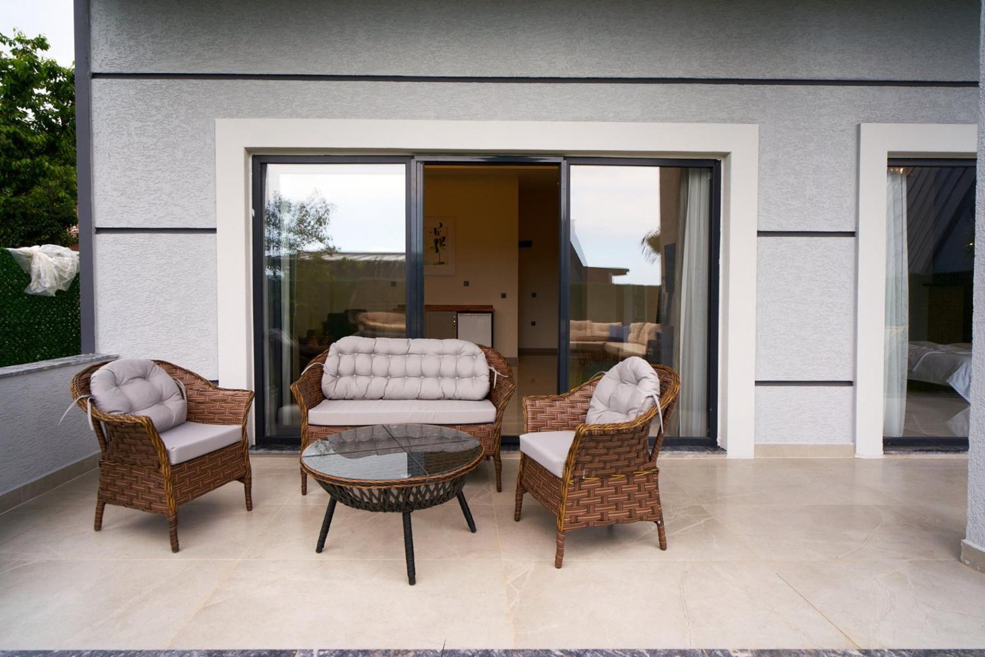 Quadruple Room with Garden View photo 3